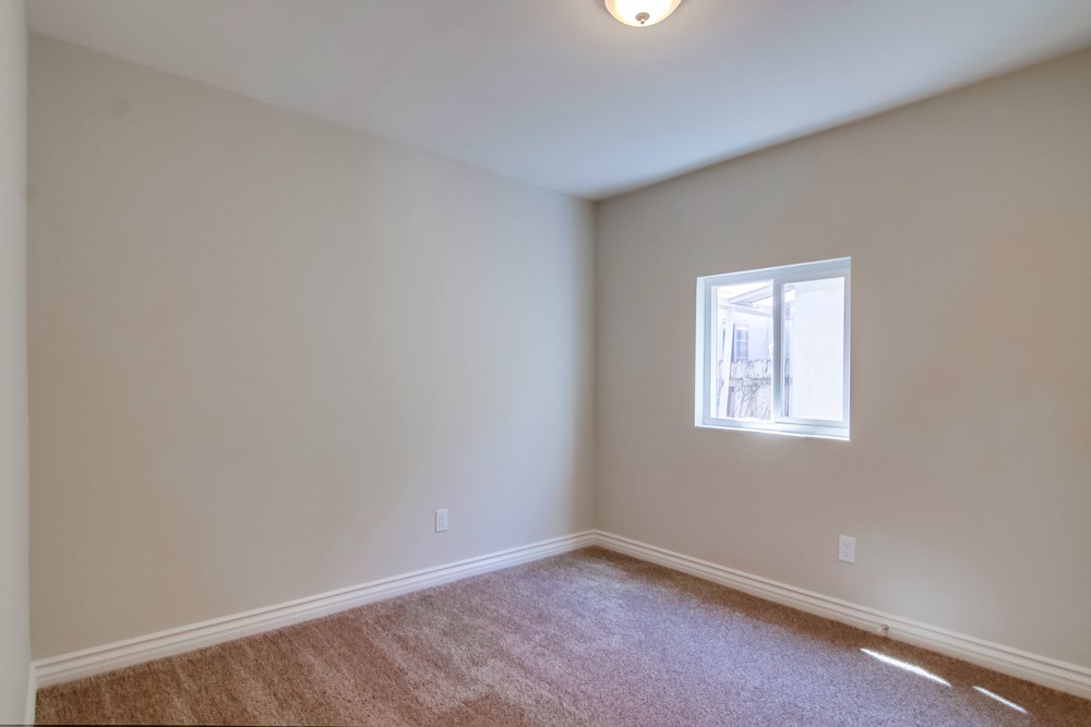 Virtual tour photo 46 of 49 for 347 30th St
