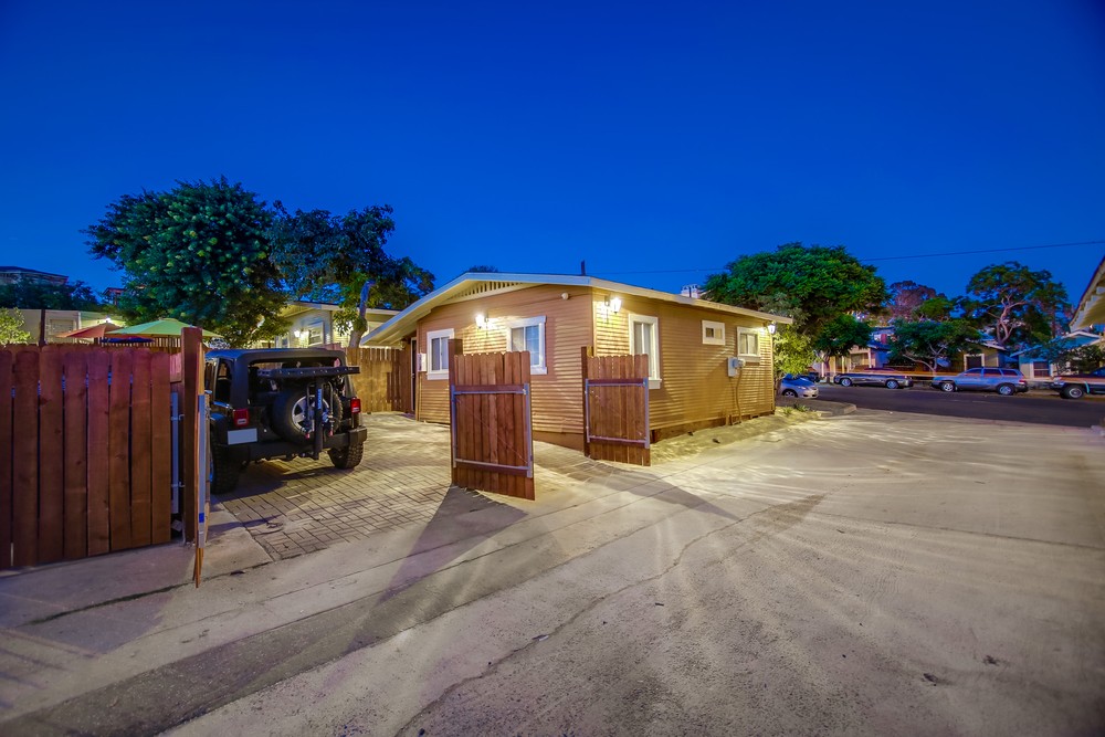 Virtual tour photo 21 of 65 for 348 25th St