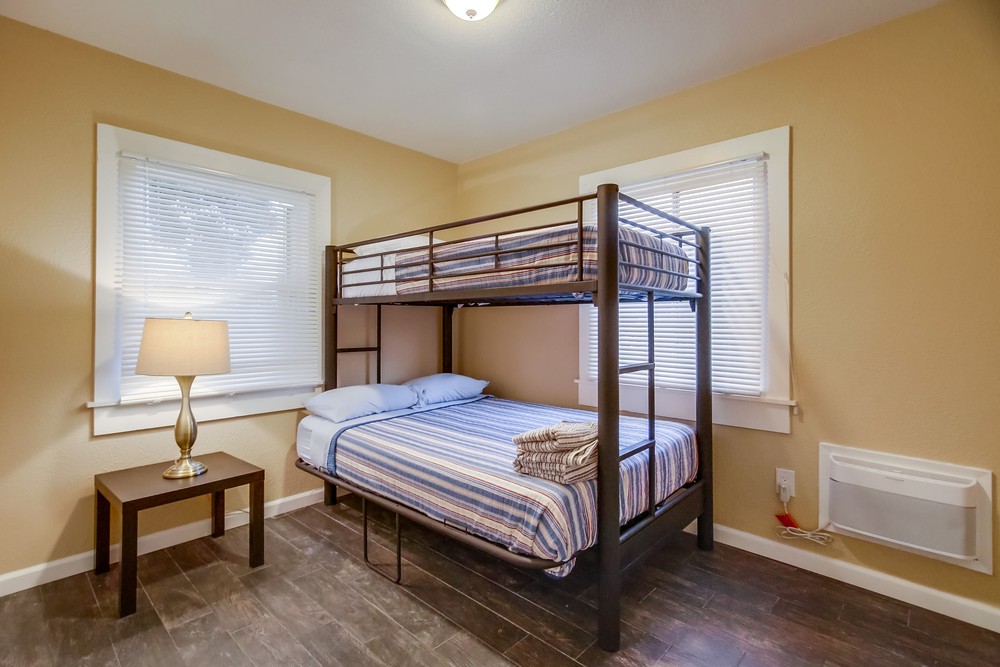 Virtual tour photo 33 of 65 for 348 25th St