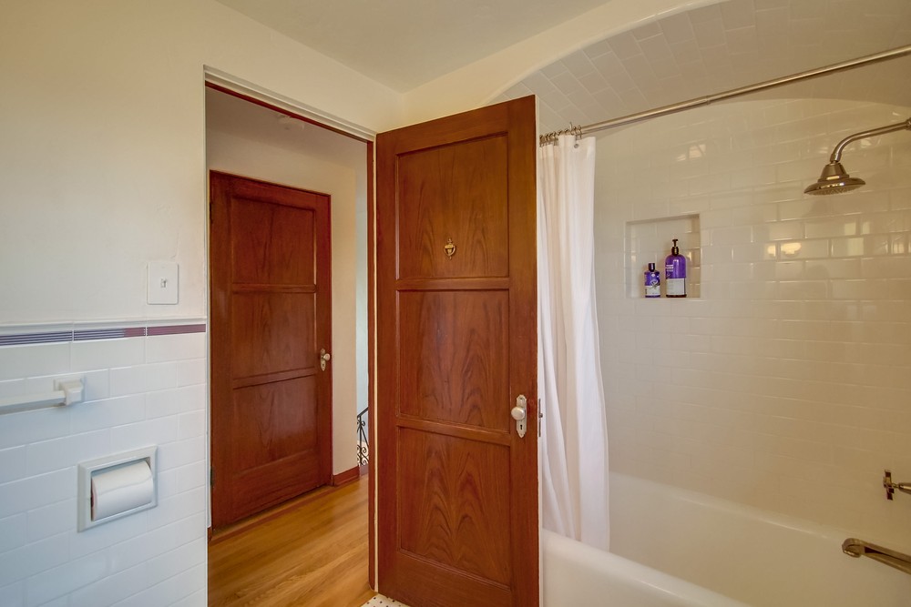 Virtual tour photo 37 of 54 for 3481 Cooper St