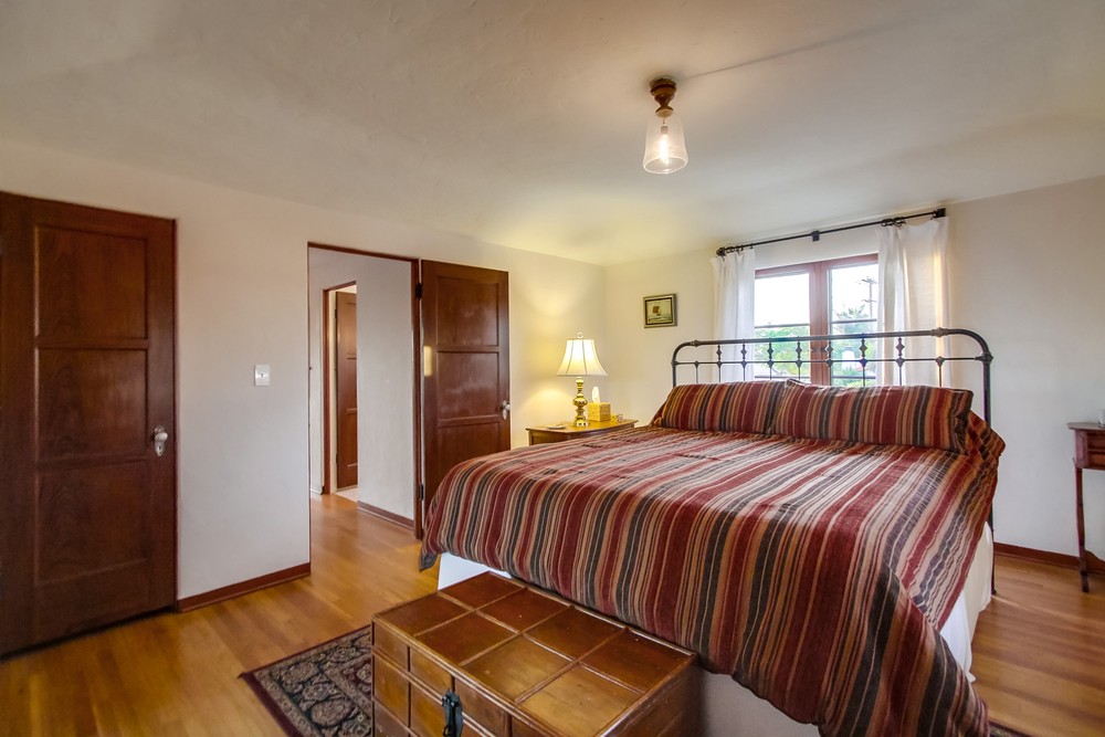 Virtual tour photo 40 of 54 for 3481 Cooper St