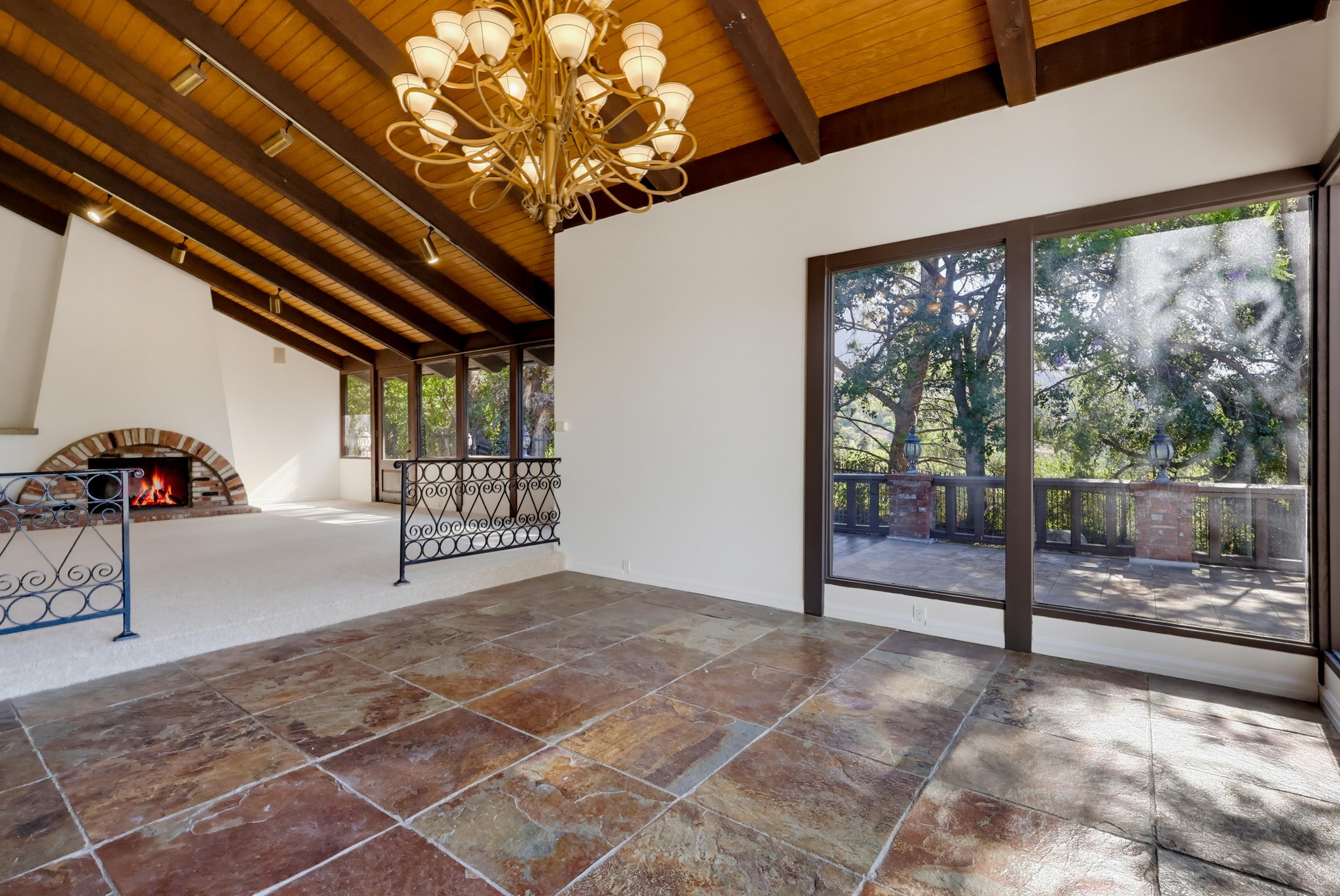 Virtual tour photo 20 of 152 for 3488 Barhite St