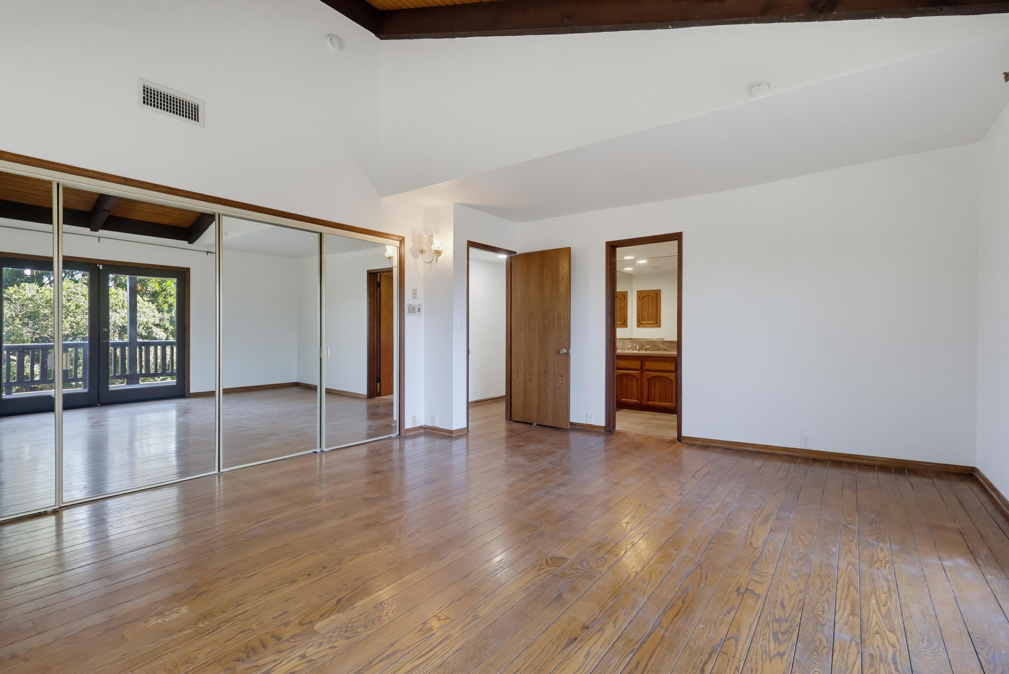 Virtual tour photo 36 of 152 for 3488 Barhite St