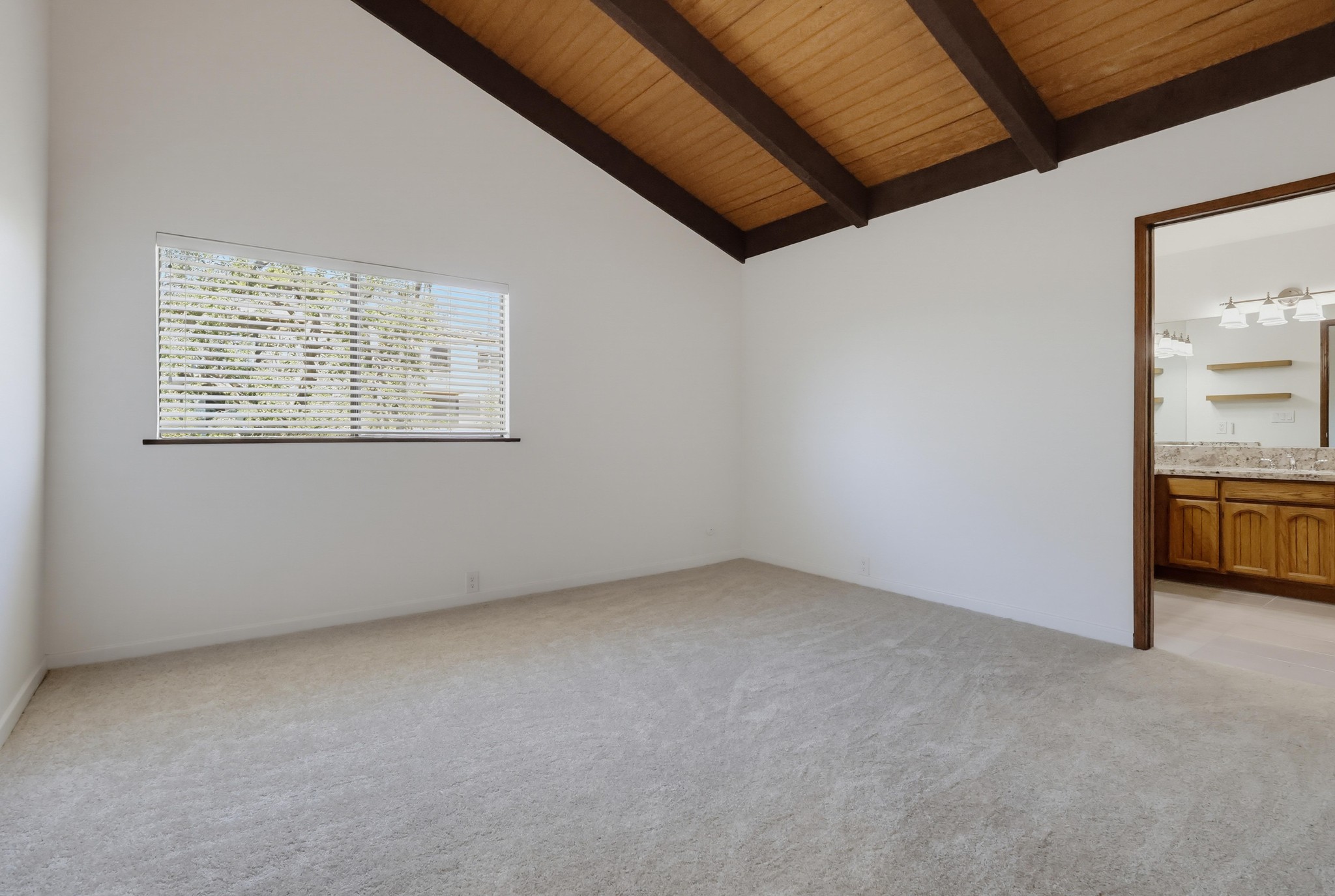 Virtual tour photo 51 of 152 for 3488 Barhite St