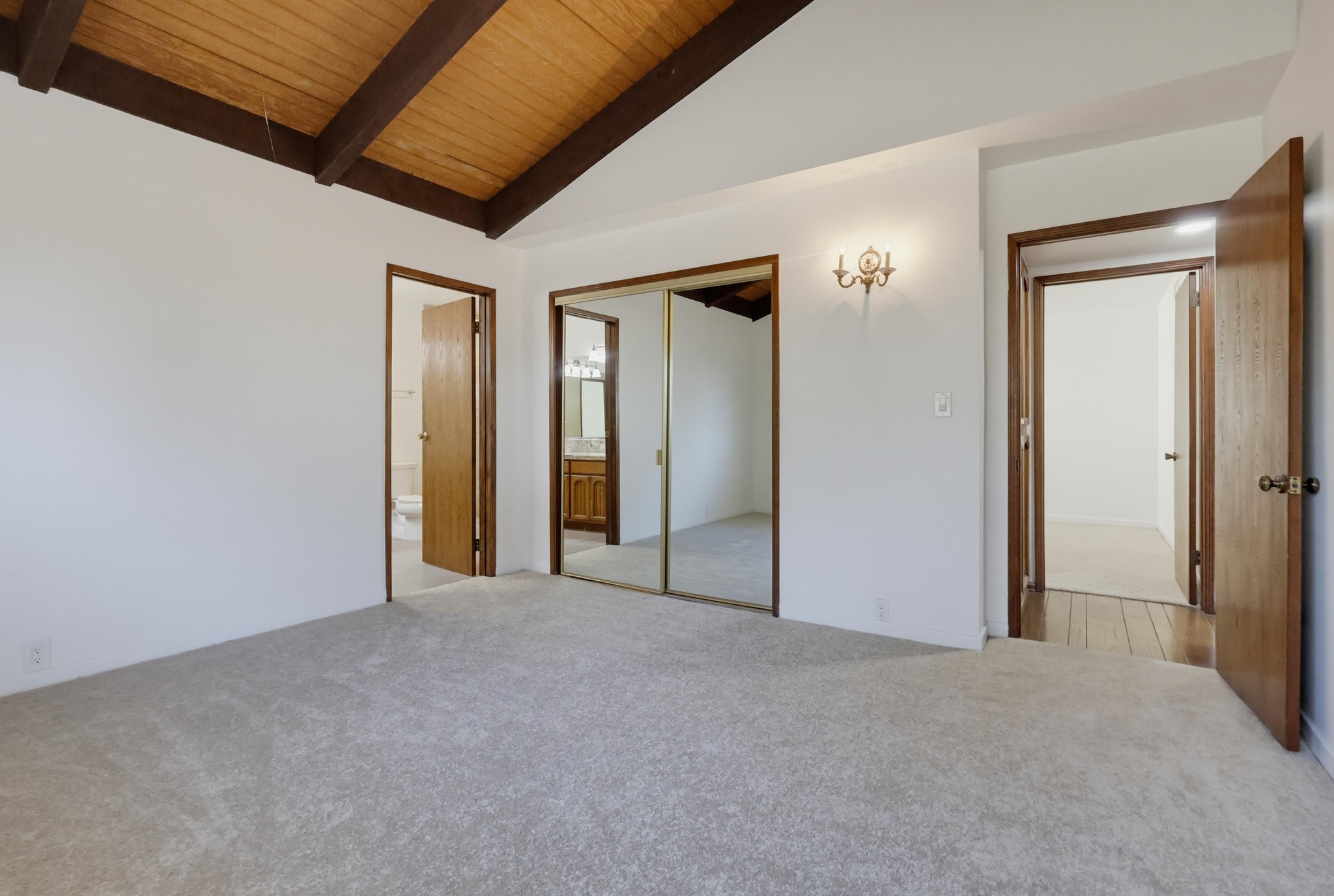 Virtual tour photo 52 of 152 for 3488 Barhite St