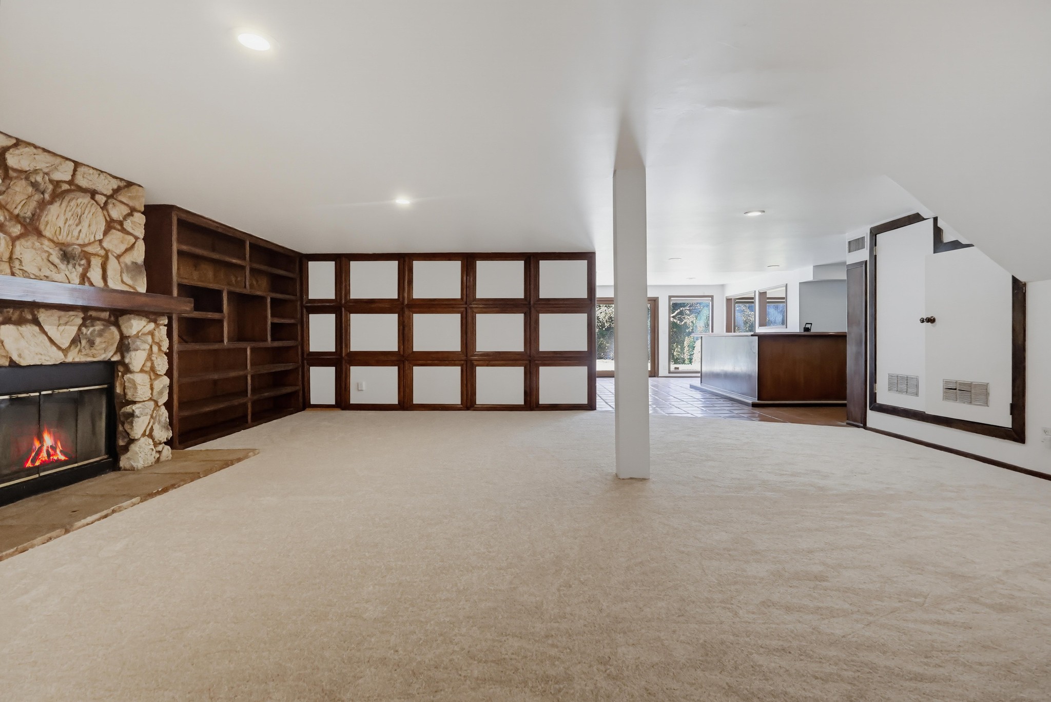 Virtual tour photo 57 of 152 for 3488 Barhite St