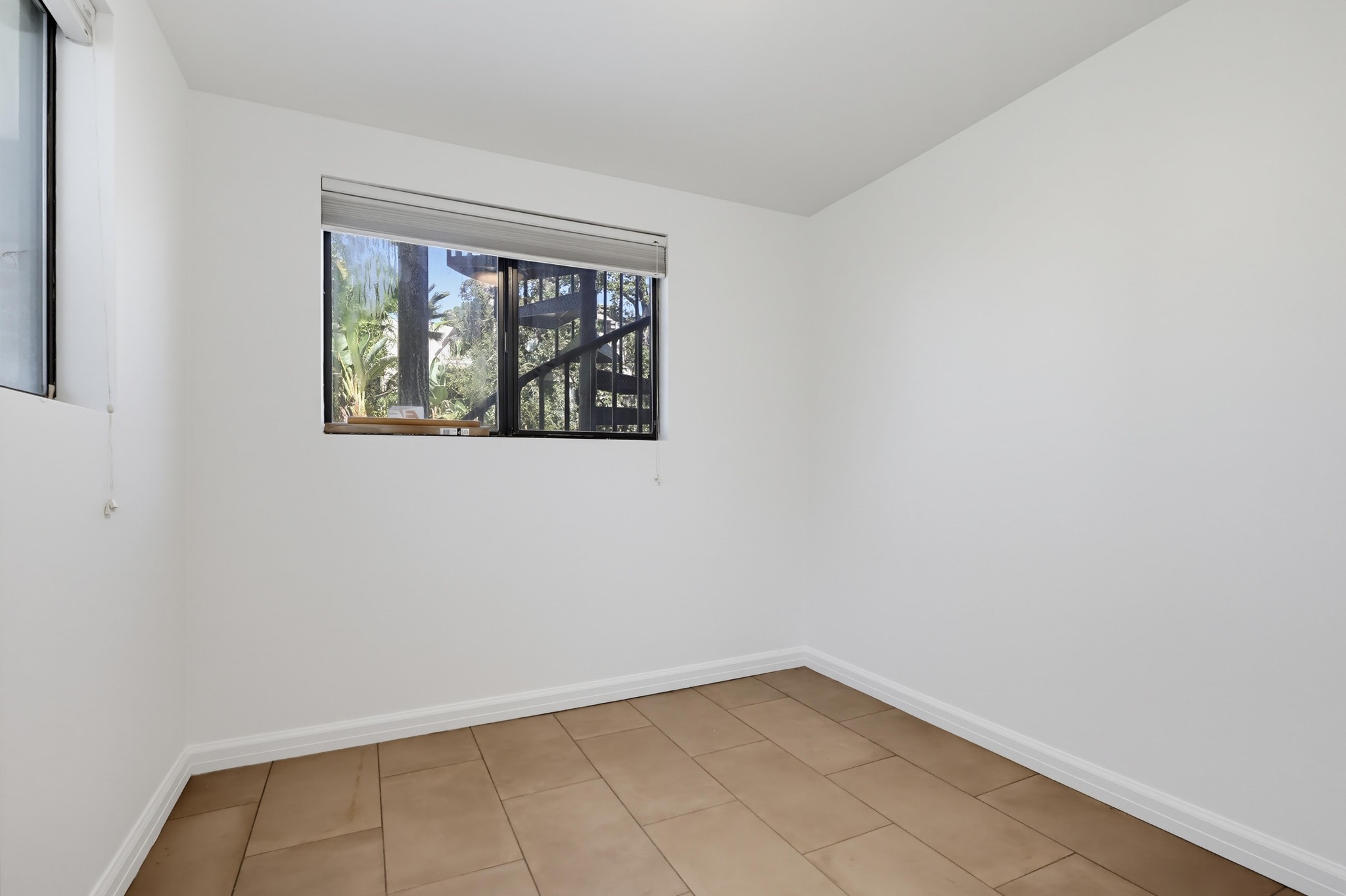 Virtual tour photo 75 of 152 for 3488 Barhite St