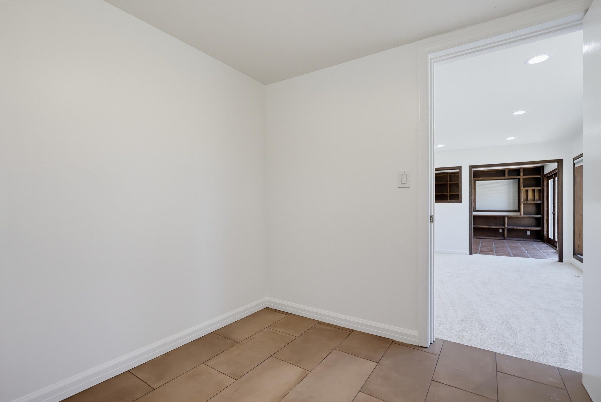 Virtual tour photo 77 of 152 for 3488 Barhite St
