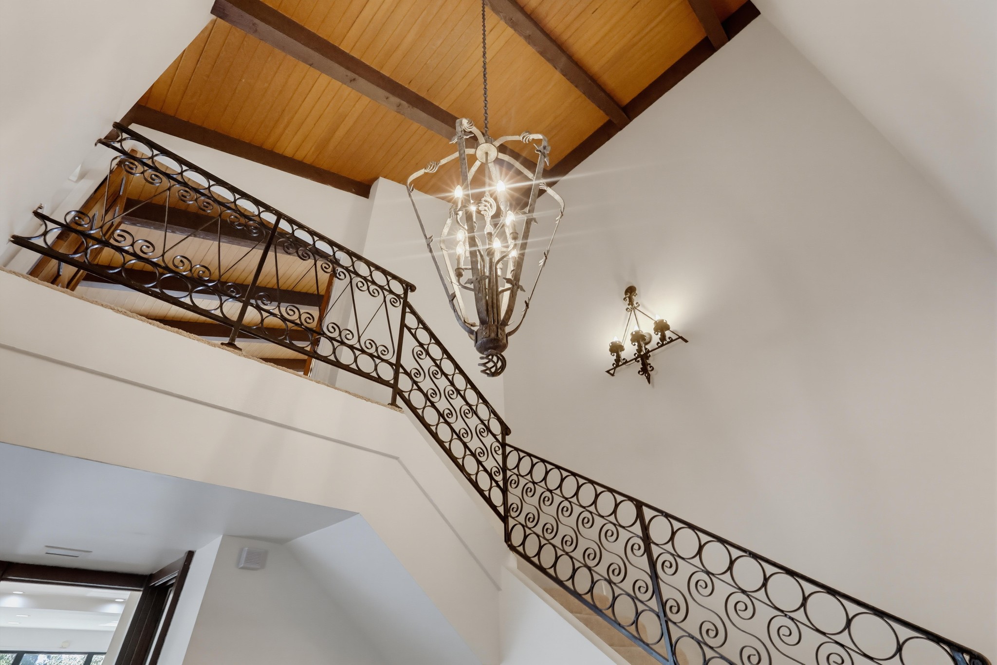 Virtual tour photo 83 of 152 for 3488 Barhite St