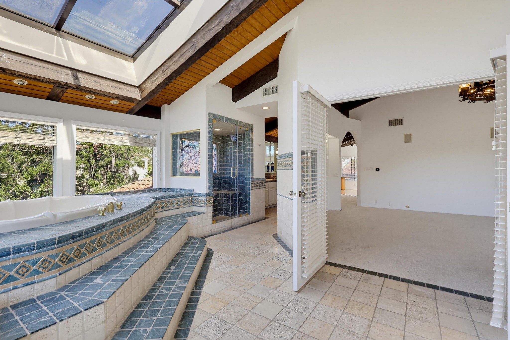 Virtual tour photo 91 of 152 for 3488 Barhite St