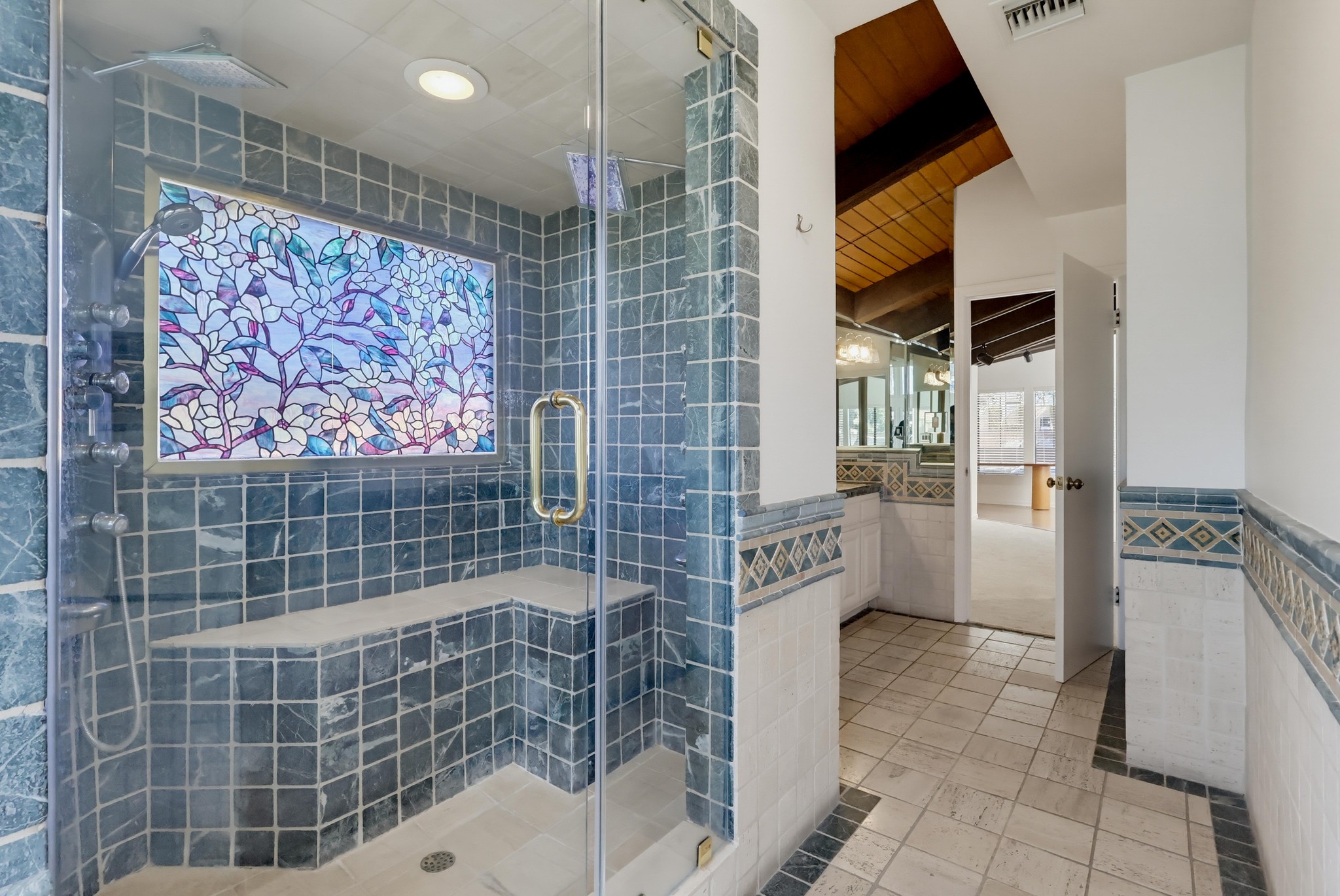 Virtual tour photo 94 of 152 for 3488 Barhite St