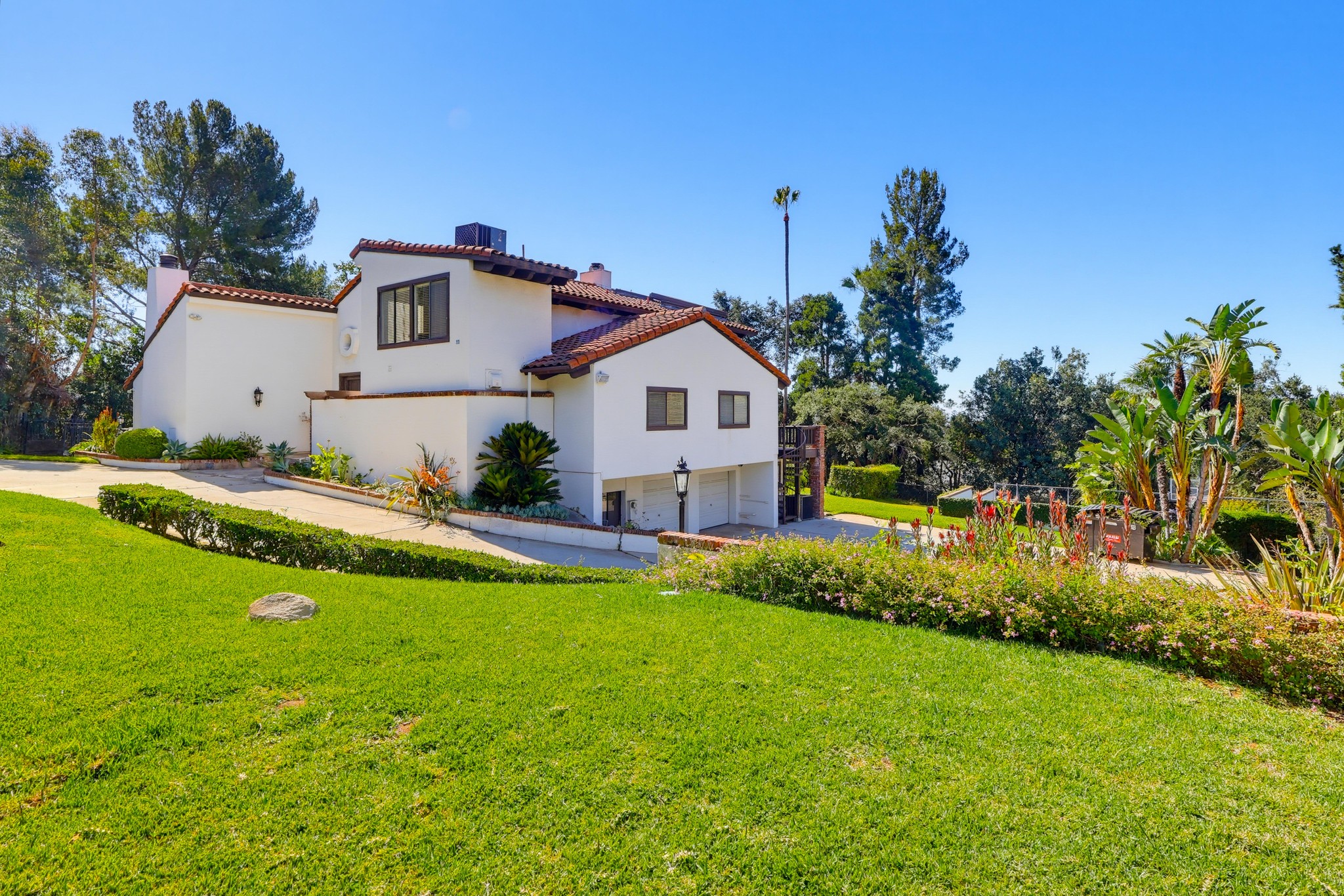Virtual tour photo 111 of 152 for 3488 Barhite St