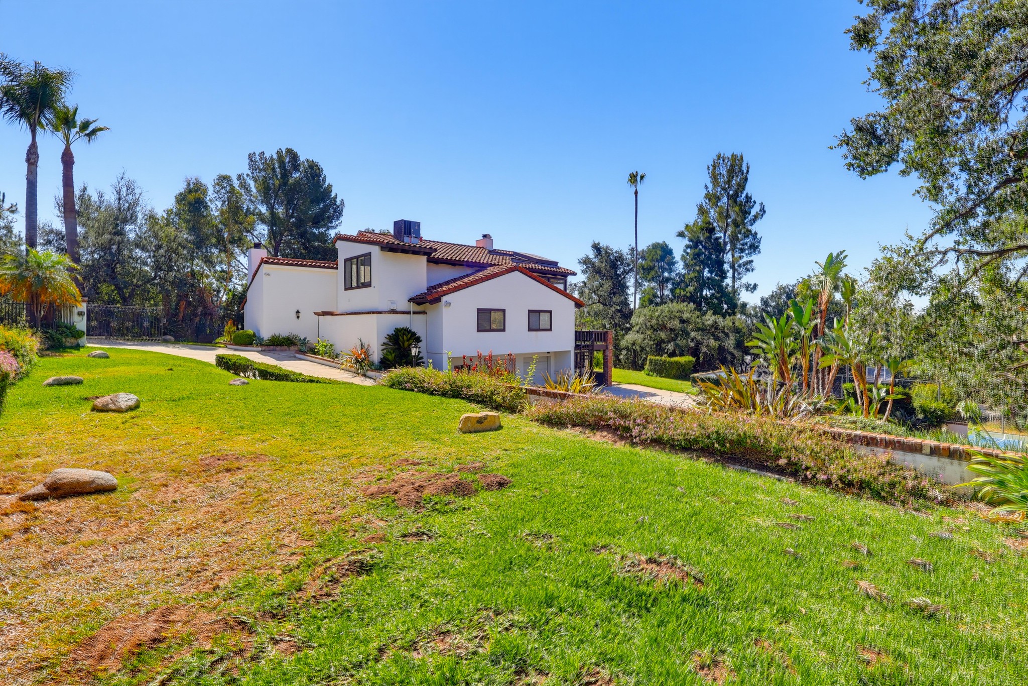Virtual tour photo 112 of 152 for 3488 Barhite St
