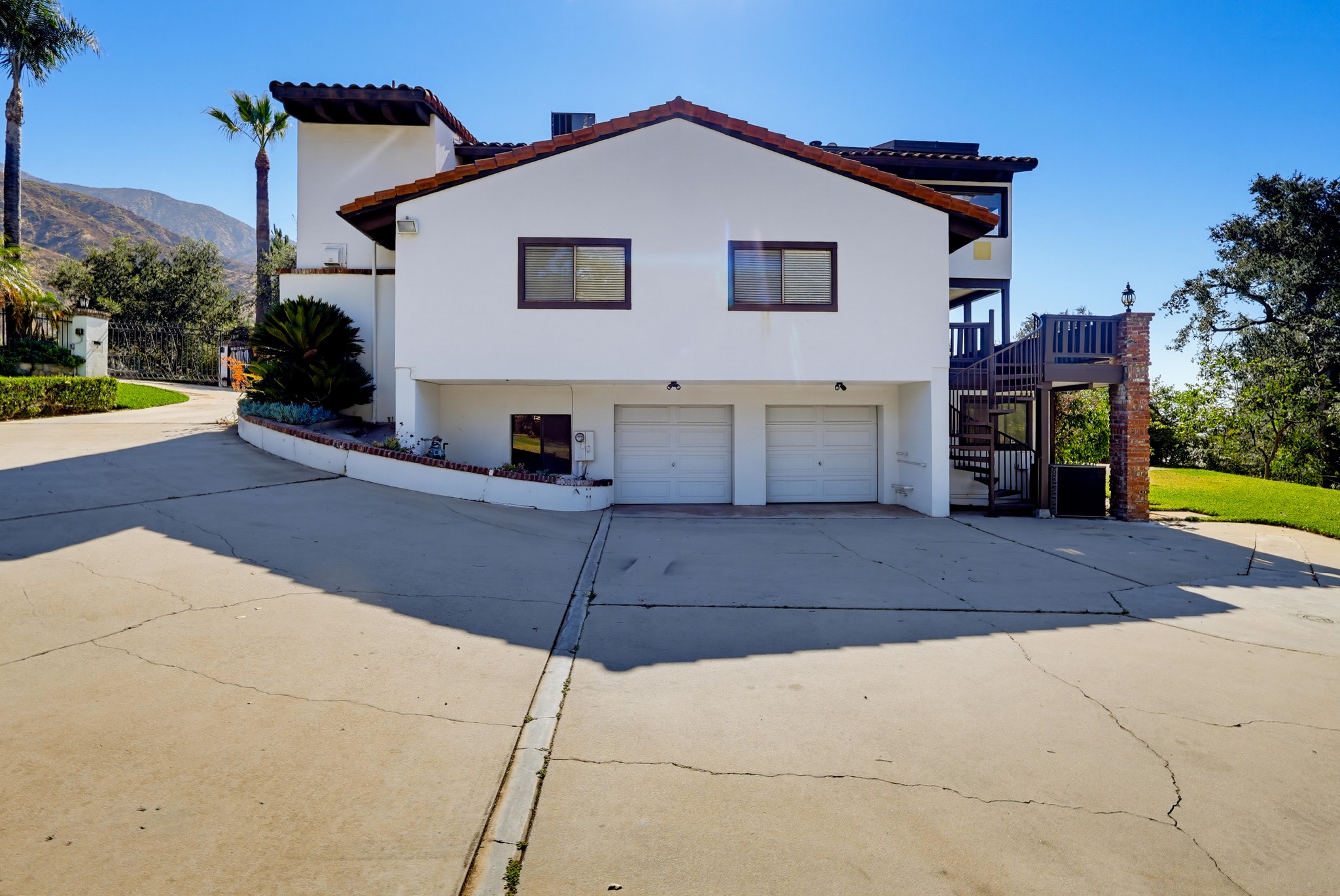 Virtual tour photo 114 of 152 for 3488 Barhite St