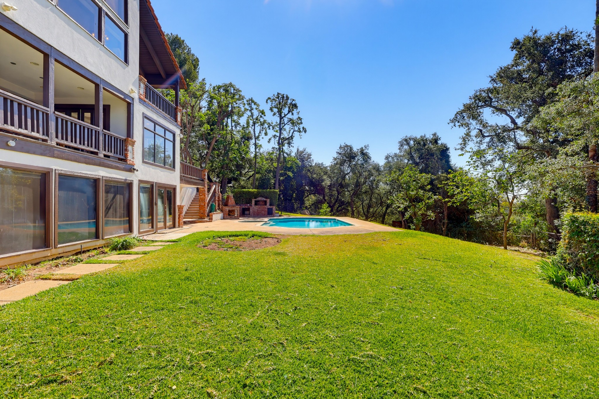 Virtual tour photo 125 of 152 for 3488 Barhite St