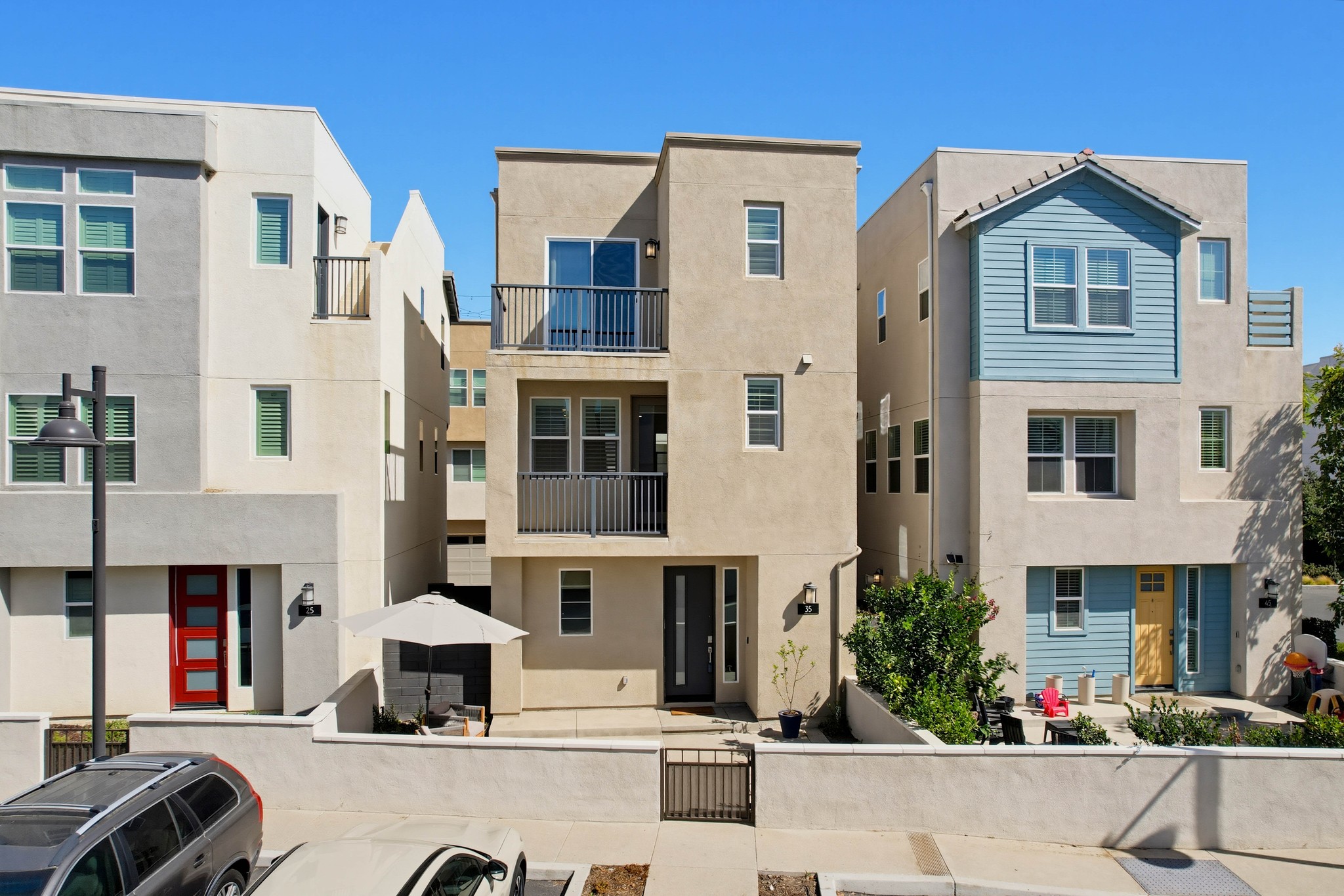 Virtual tour photo 1 of 68 for 35 Stetson St