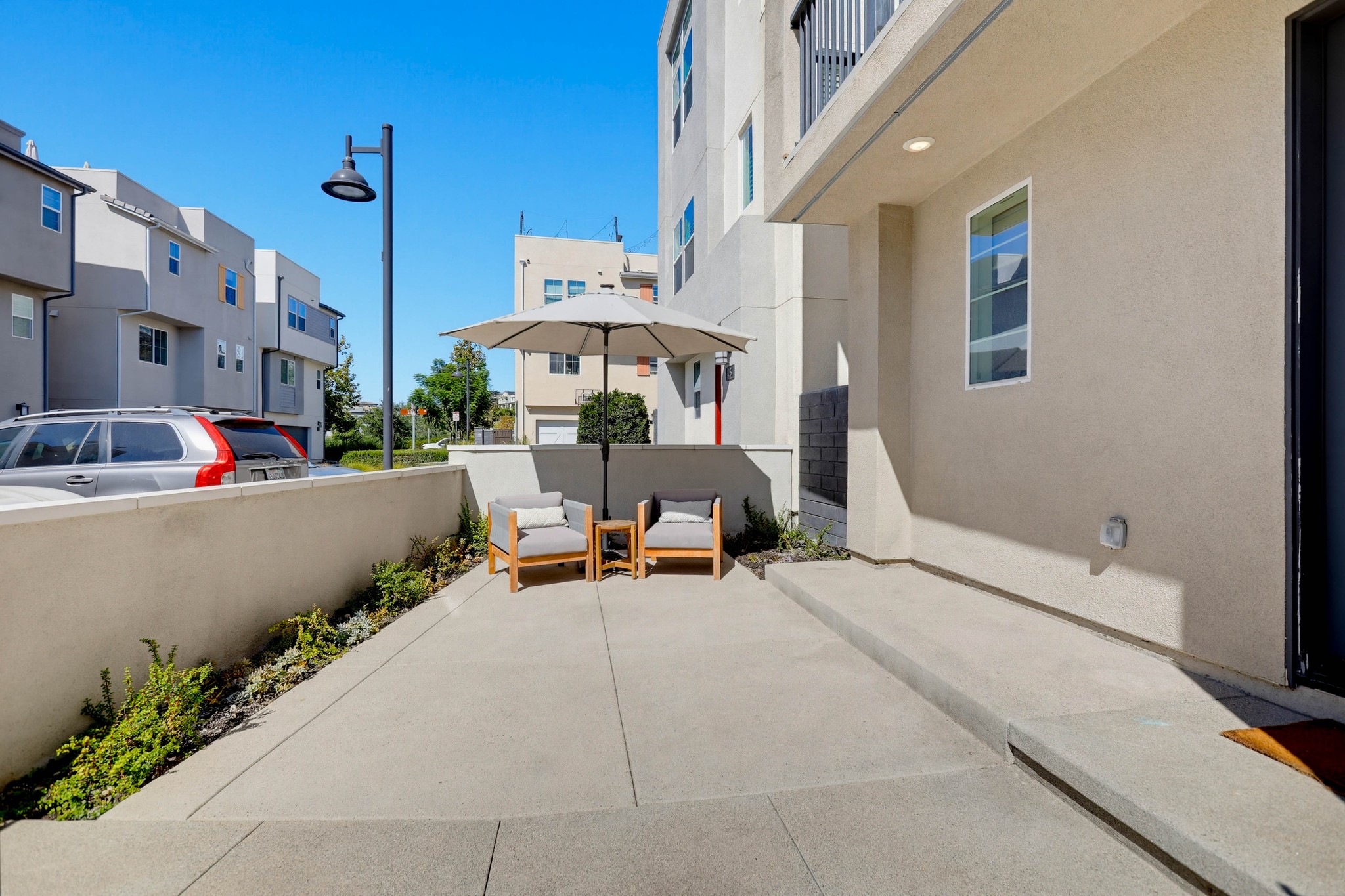 Virtual tour photo 12 of 68 for 35 Stetson St