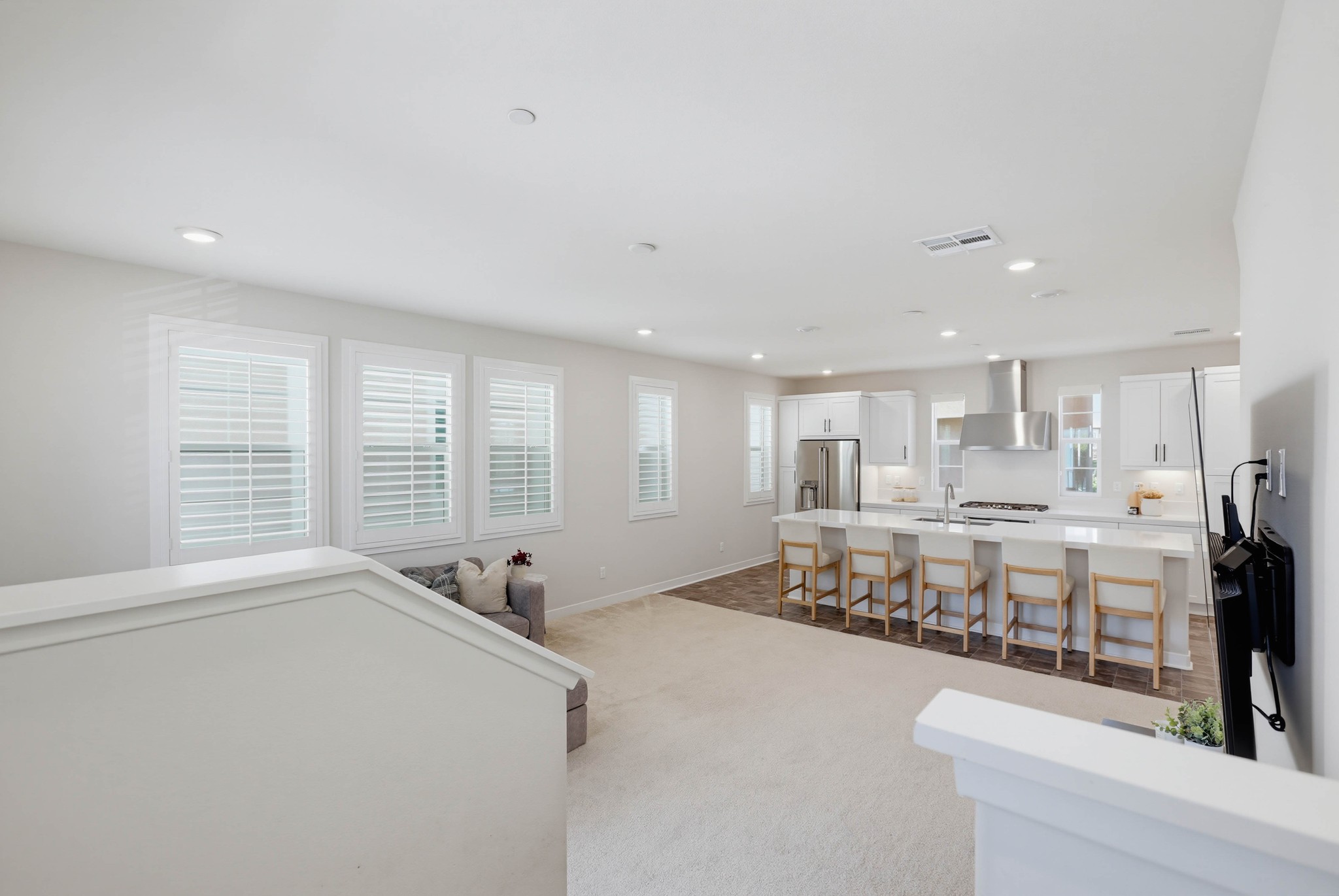 Virtual tour photo 17 of 68 for 35 Stetson St