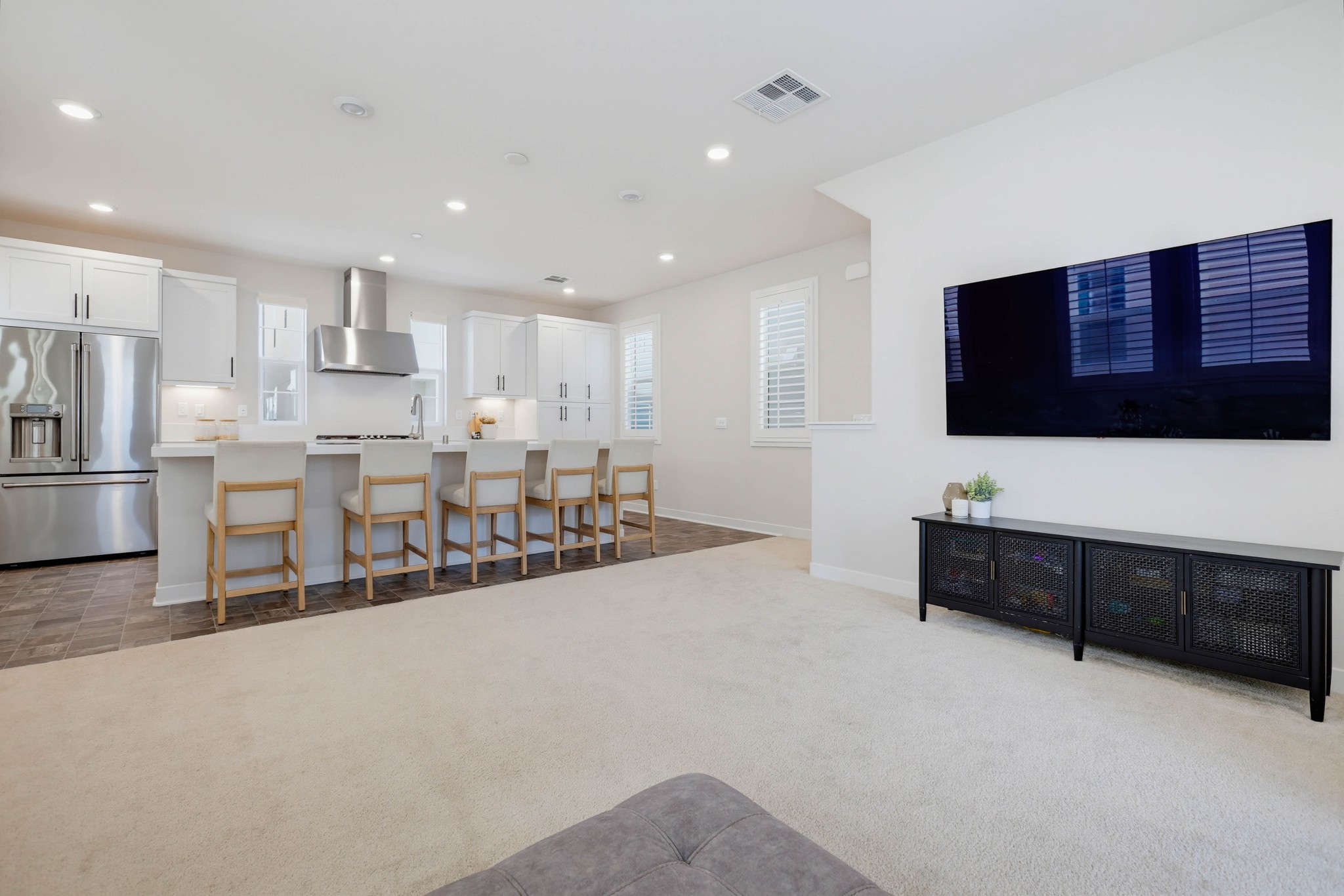 Virtual tour photo 20 of 68 for 35 Stetson St