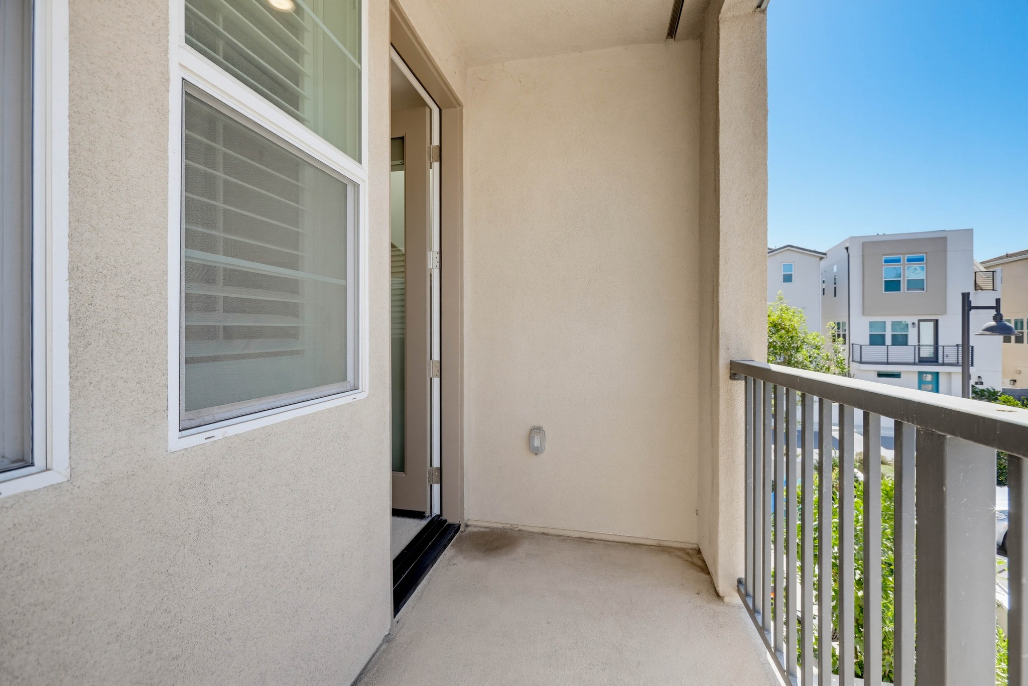 Virtual tour photo 35 of 68 for 35 Stetson St