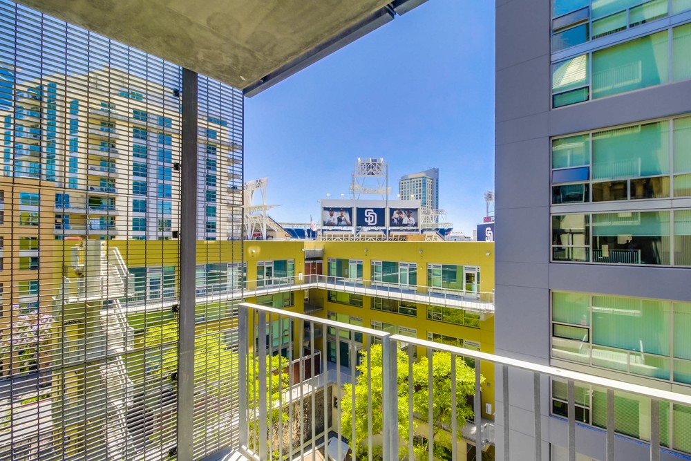 Virtual tour photo 9 of 56 for 350 11th Ave #623