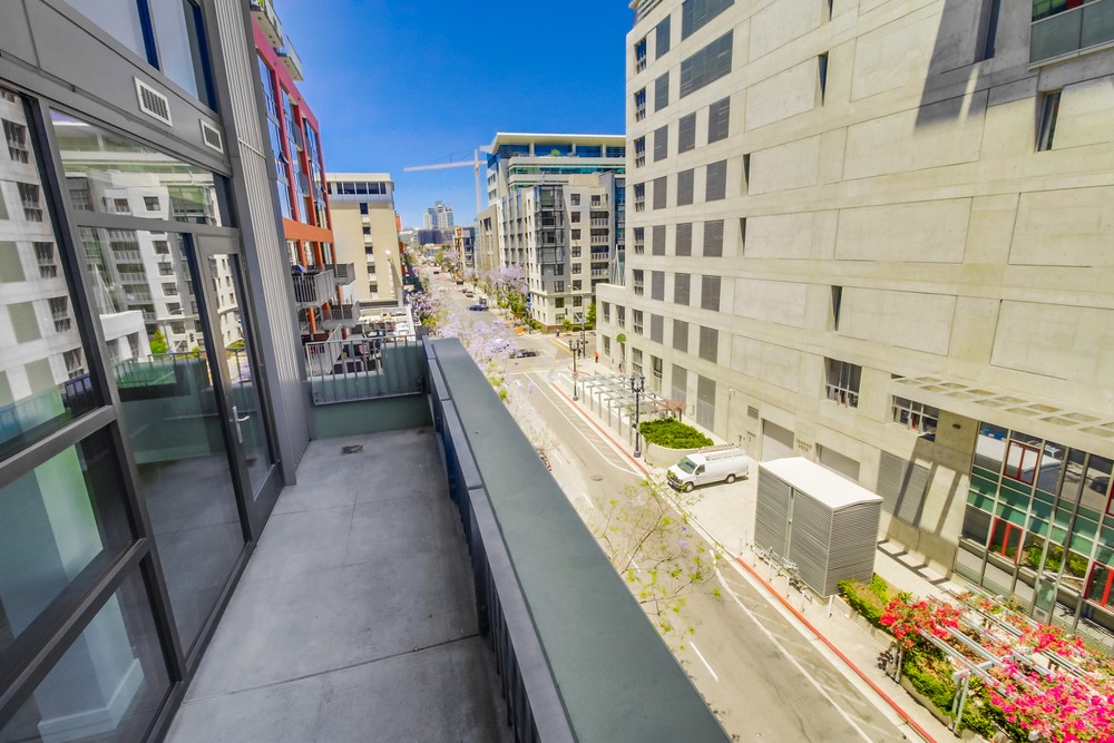 Virtual tour photo 12 of 56 for 350 11th Ave #623
