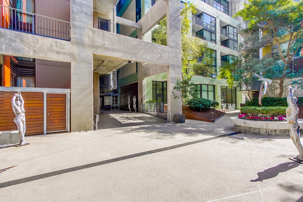 Virtual tour photo 58 of 78 for 350 11th Ave UNIT 341