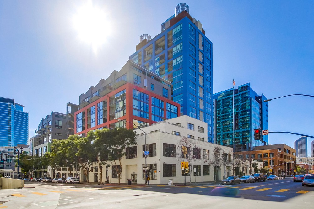 Virtual tour photo 66 of 78 for 350 11th Ave UNIT 341