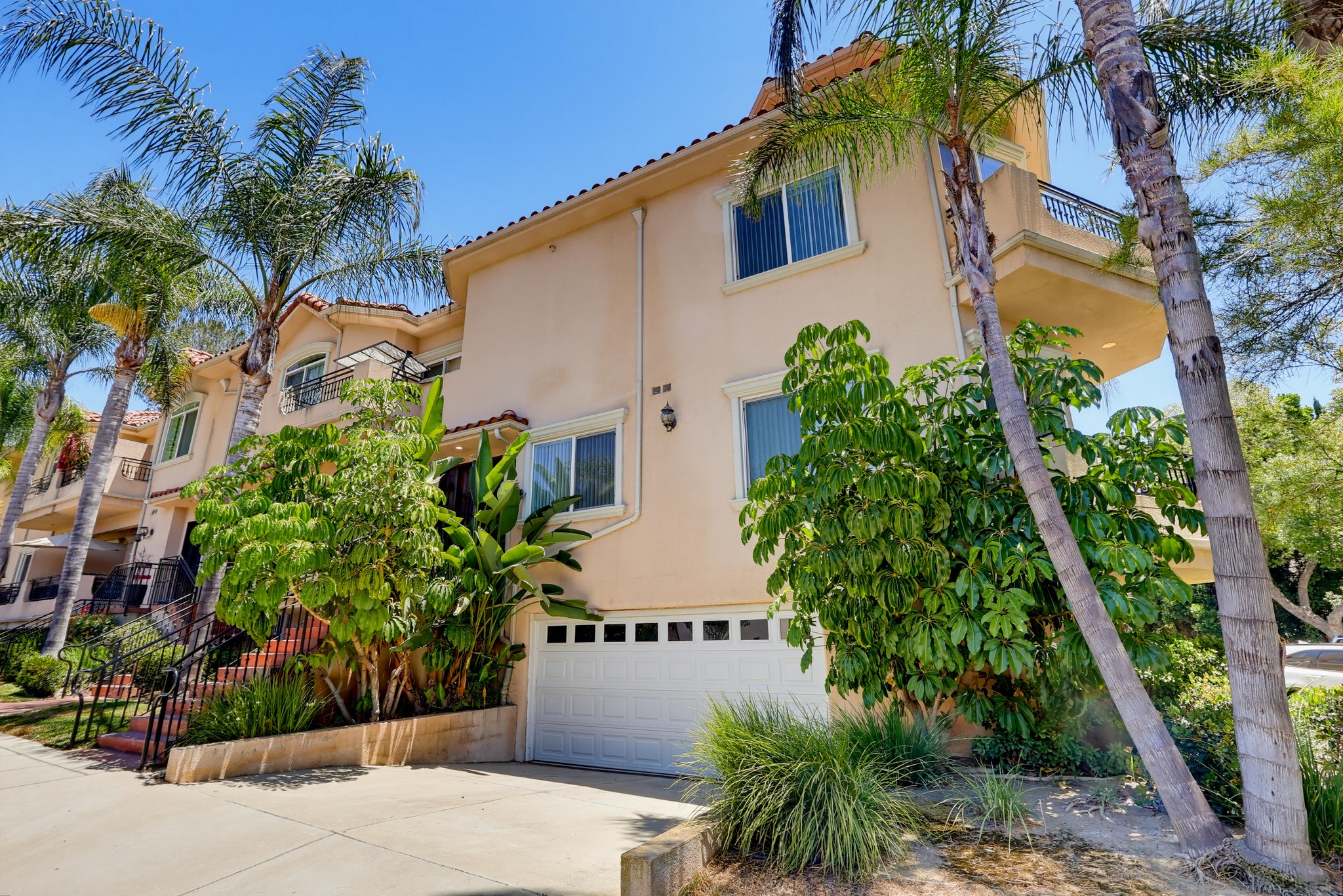 Virtual tour photo 3 of 92 for 350 Bethany Rd