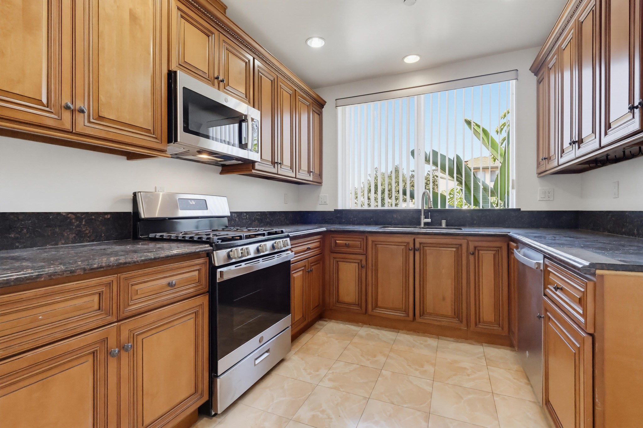 Virtual tour photo 12 of 92 for 350 Bethany Rd