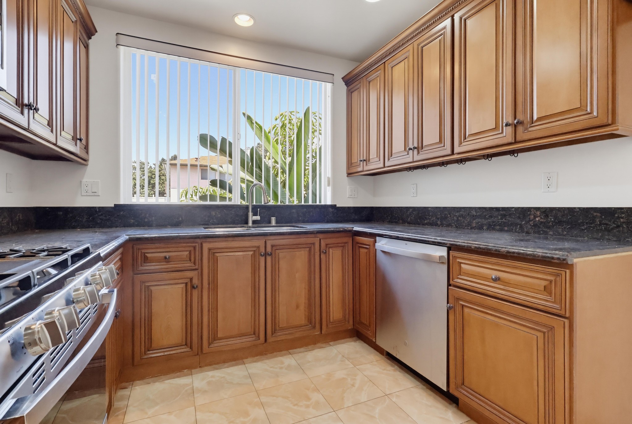 Virtual tour photo 13 of 92 for 350 Bethany Rd