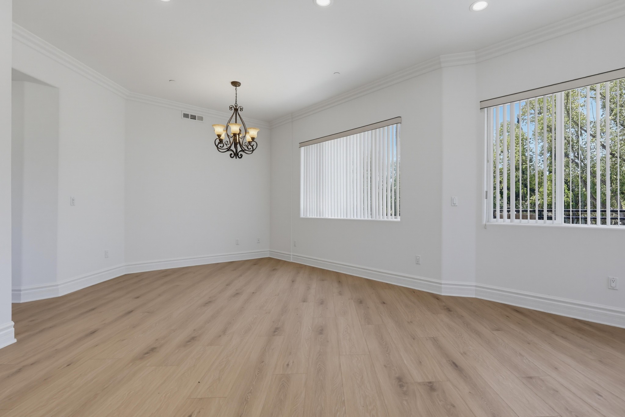 Virtual tour photo 26 of 92 for 350 Bethany Rd