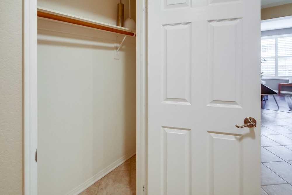 Virtual tour photo 25 of 28 for 350 K St #510
