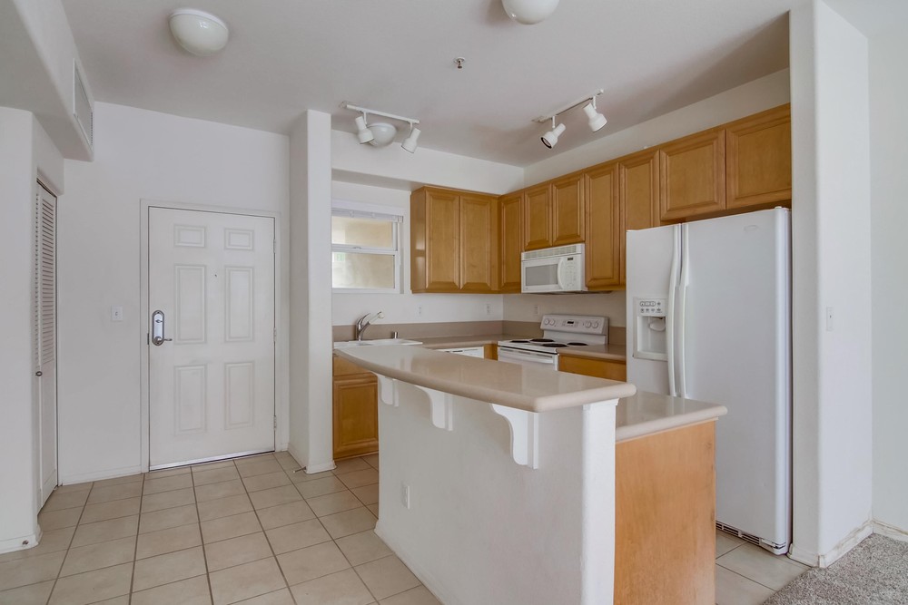 Virtual tour photo 15 of 39 for 350 K St UNIT 418