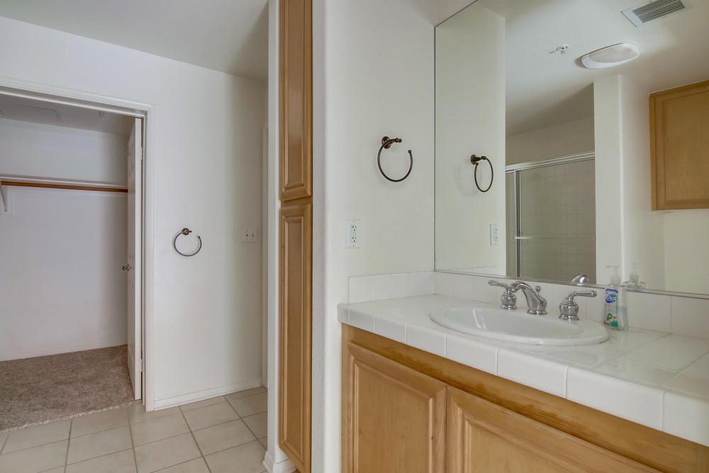 Virtual tour photo 27 of 39 for 350 K St UNIT 418