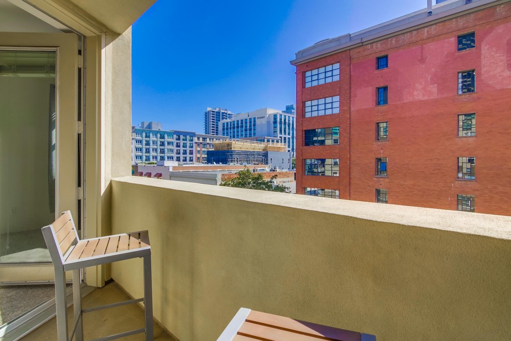 Virtual tour photo 34 of 39 for 350 K St UNIT 418