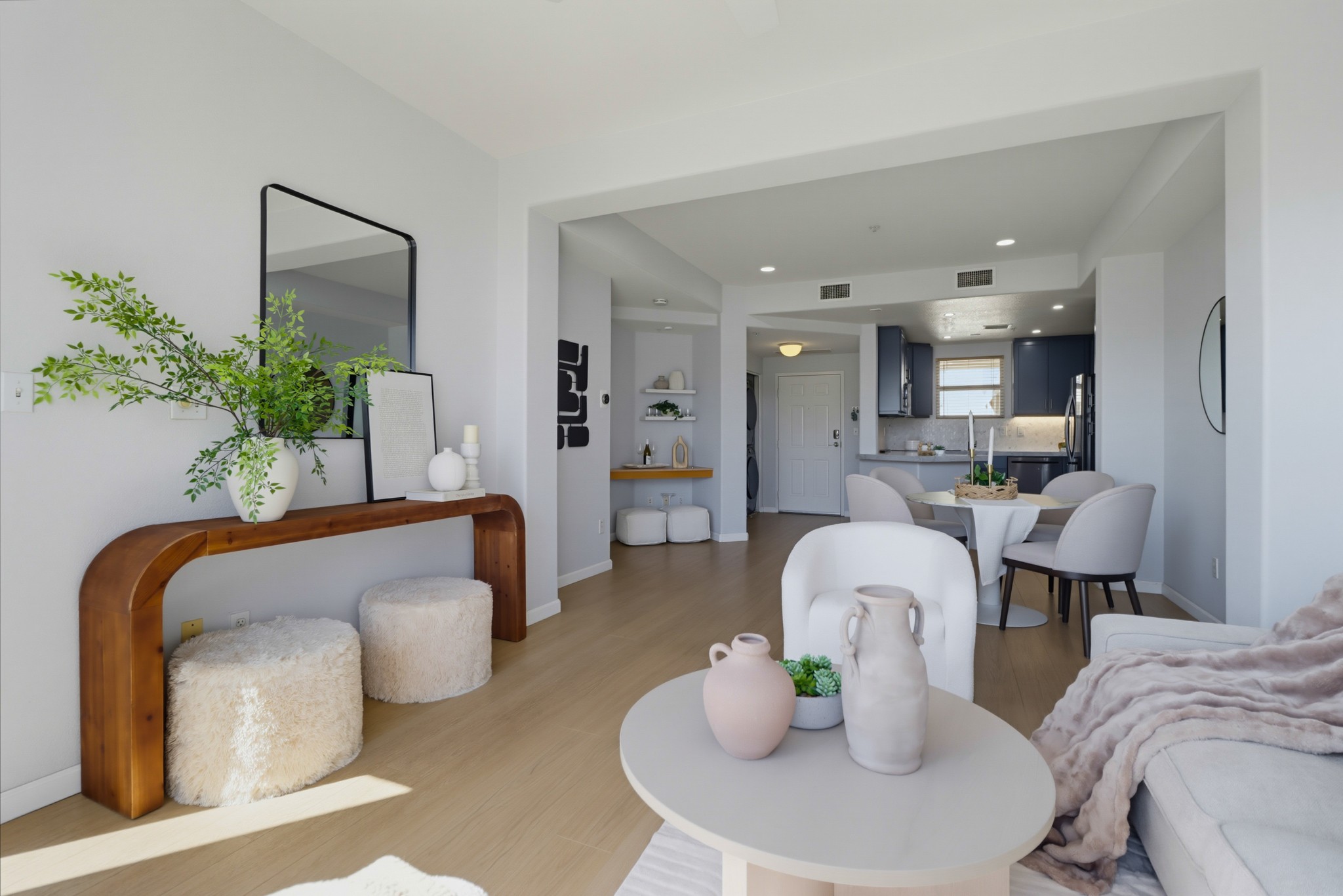 Virtual tour photo 13 of 48 for 350 K St