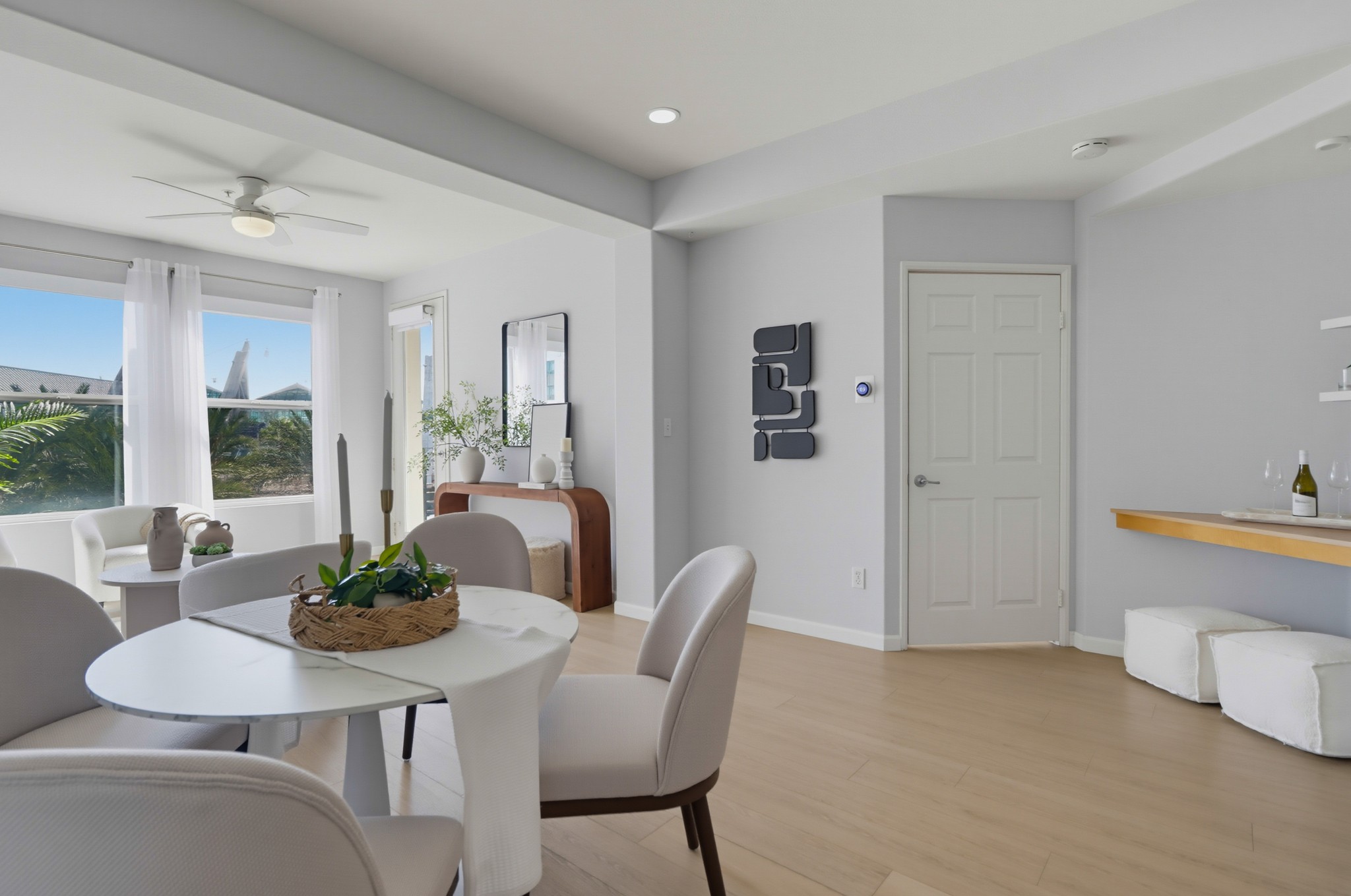 Virtual tour photo 16 of 48 for 350 K St