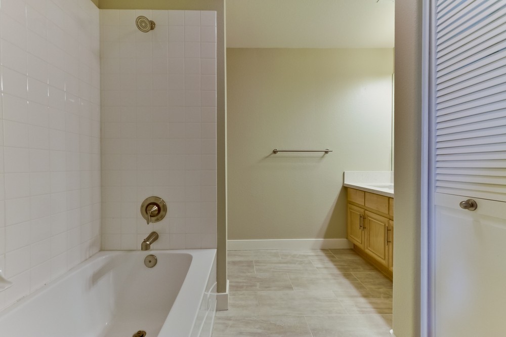 Virtual tour photo 10 of 44 for 350 K Street #616