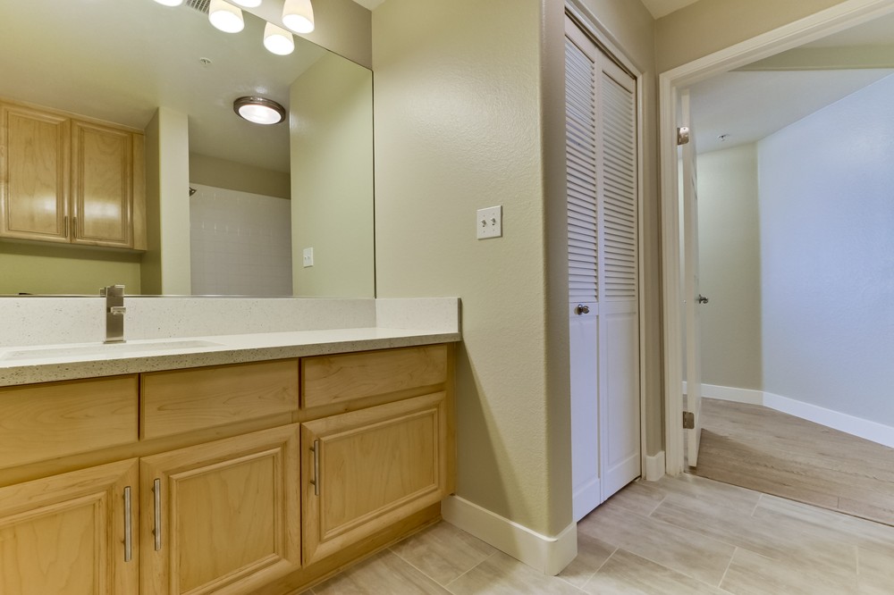 Virtual tour photo 11 of 44 for 350 K Street #616