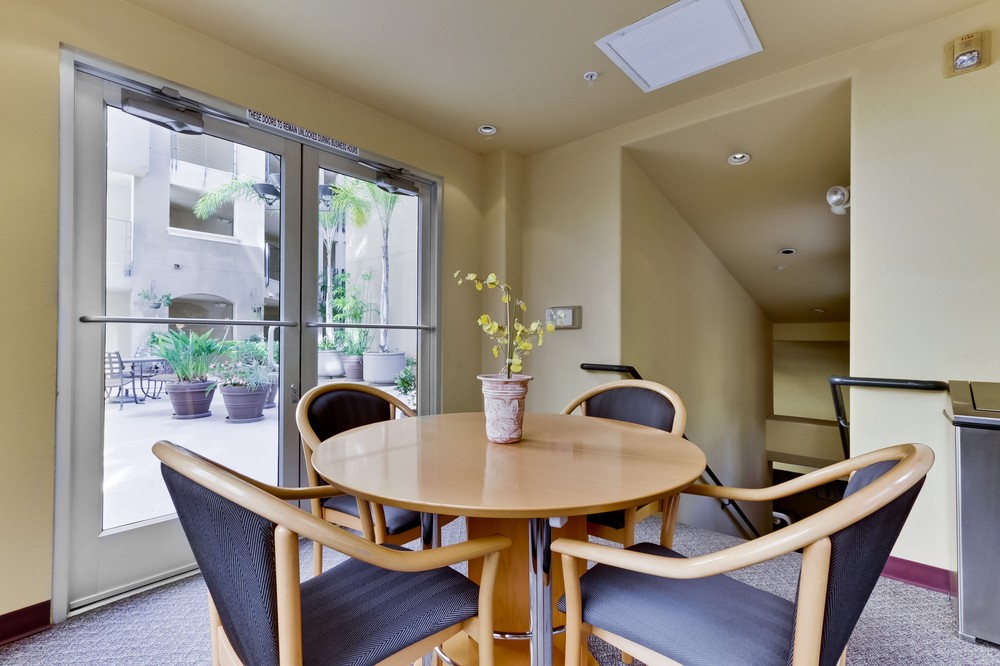 Virtual tour photo 33 of 44 for 350 K Street #616