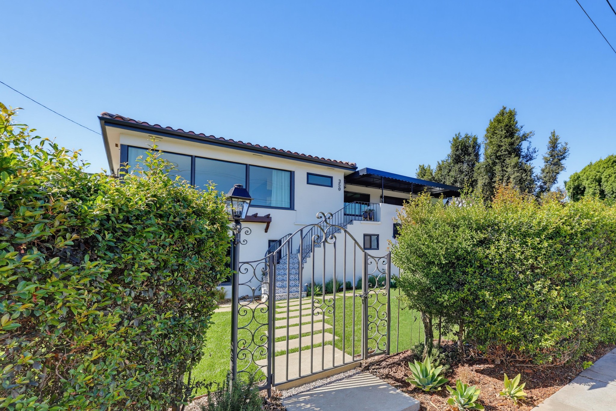 Virtual tour photo 1 of 155 for 350 San Elijo St