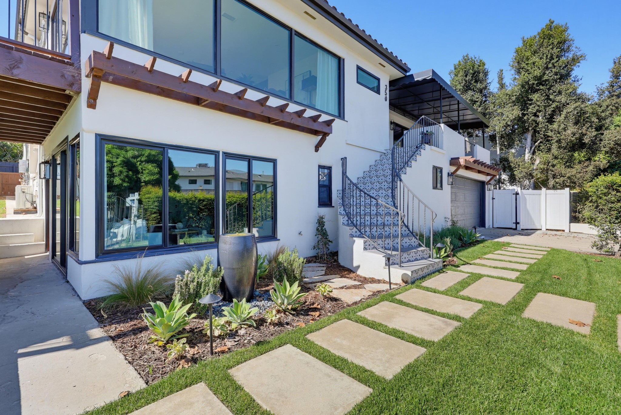 Virtual tour photo 13 of 155 for 350 San Elijo St