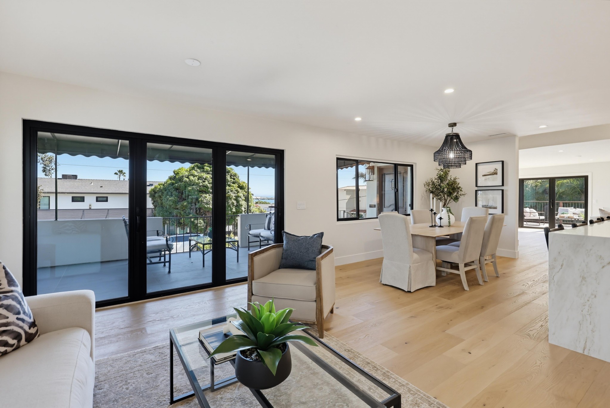 Virtual tour photo 20 of 155 for 350 San Elijo St