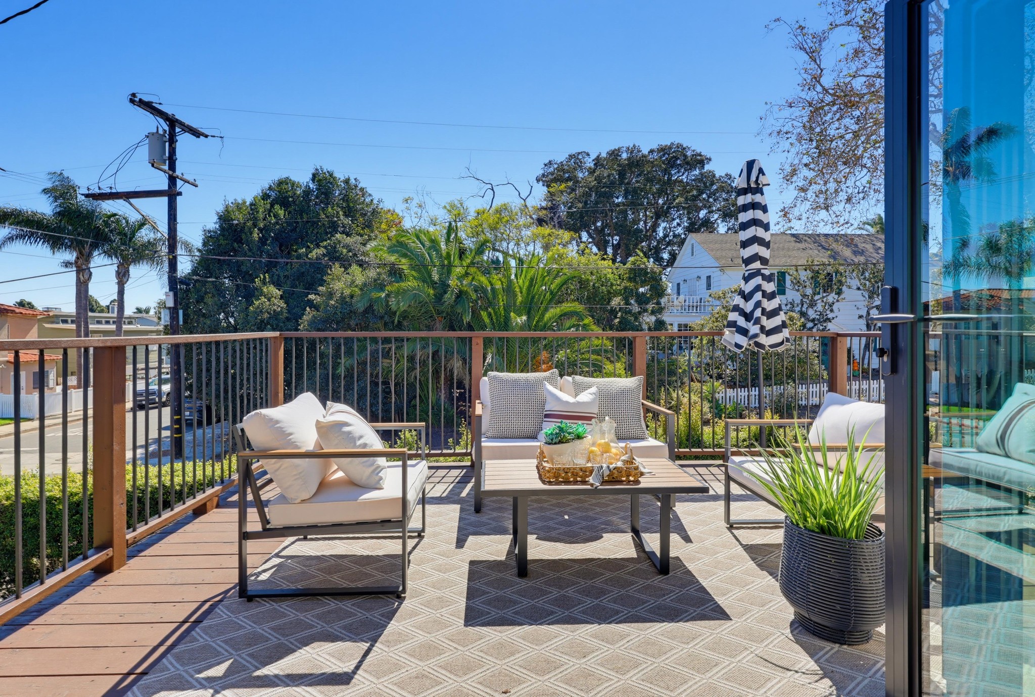 Virtual tour photo 46 of 155 for 350 San Elijo St