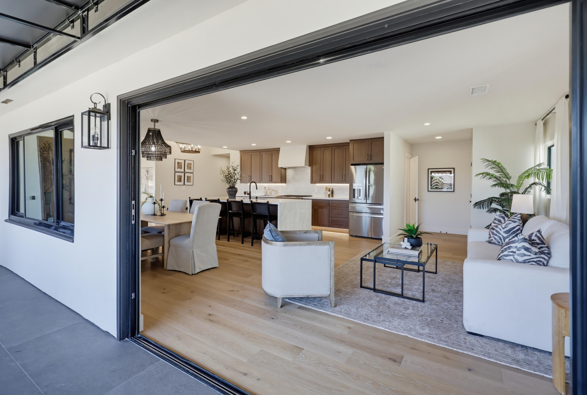 Virtual tour photo 47 of 155 for 350 San Elijo St