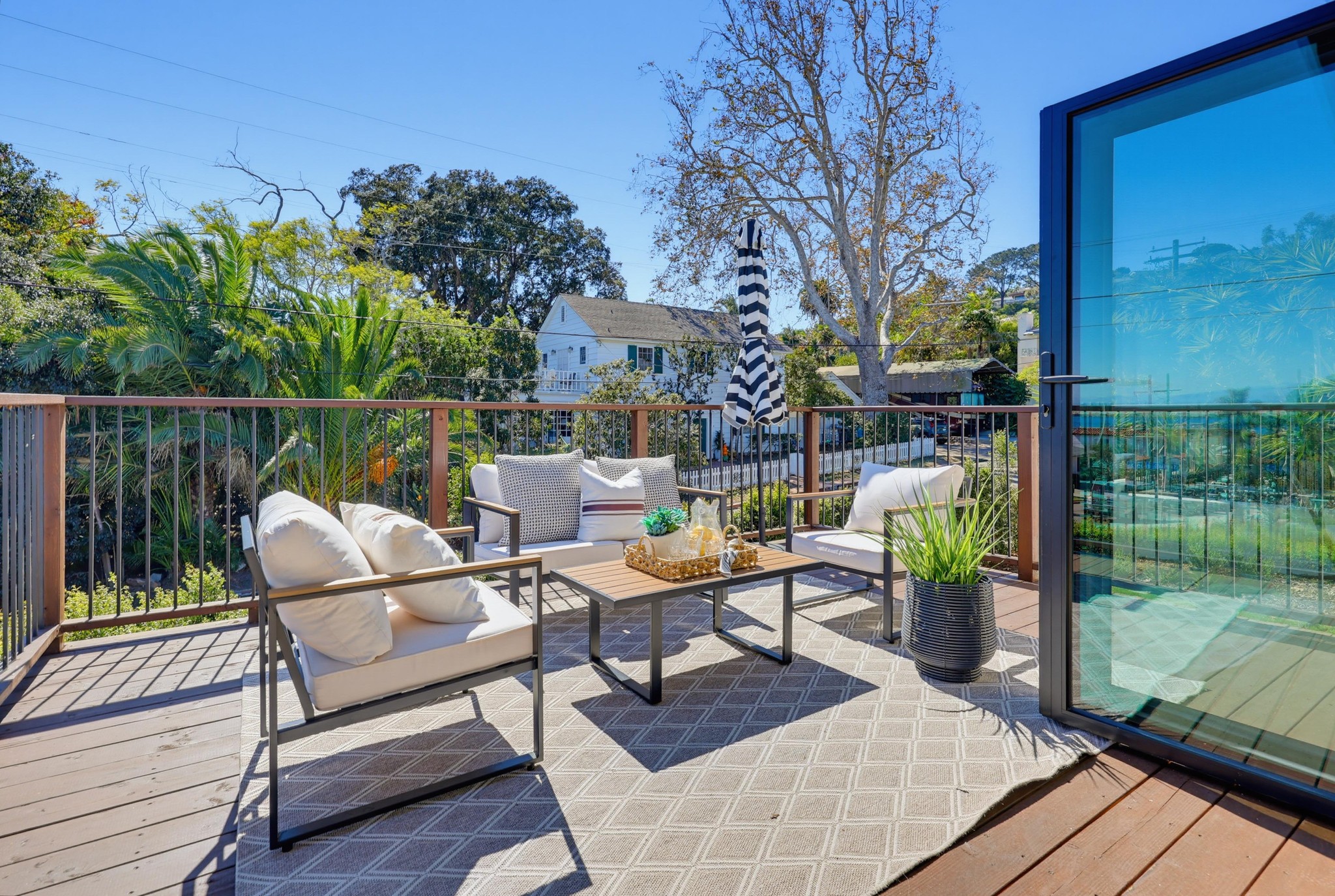 Virtual tour photo 55 of 155 for 350 San Elijo St