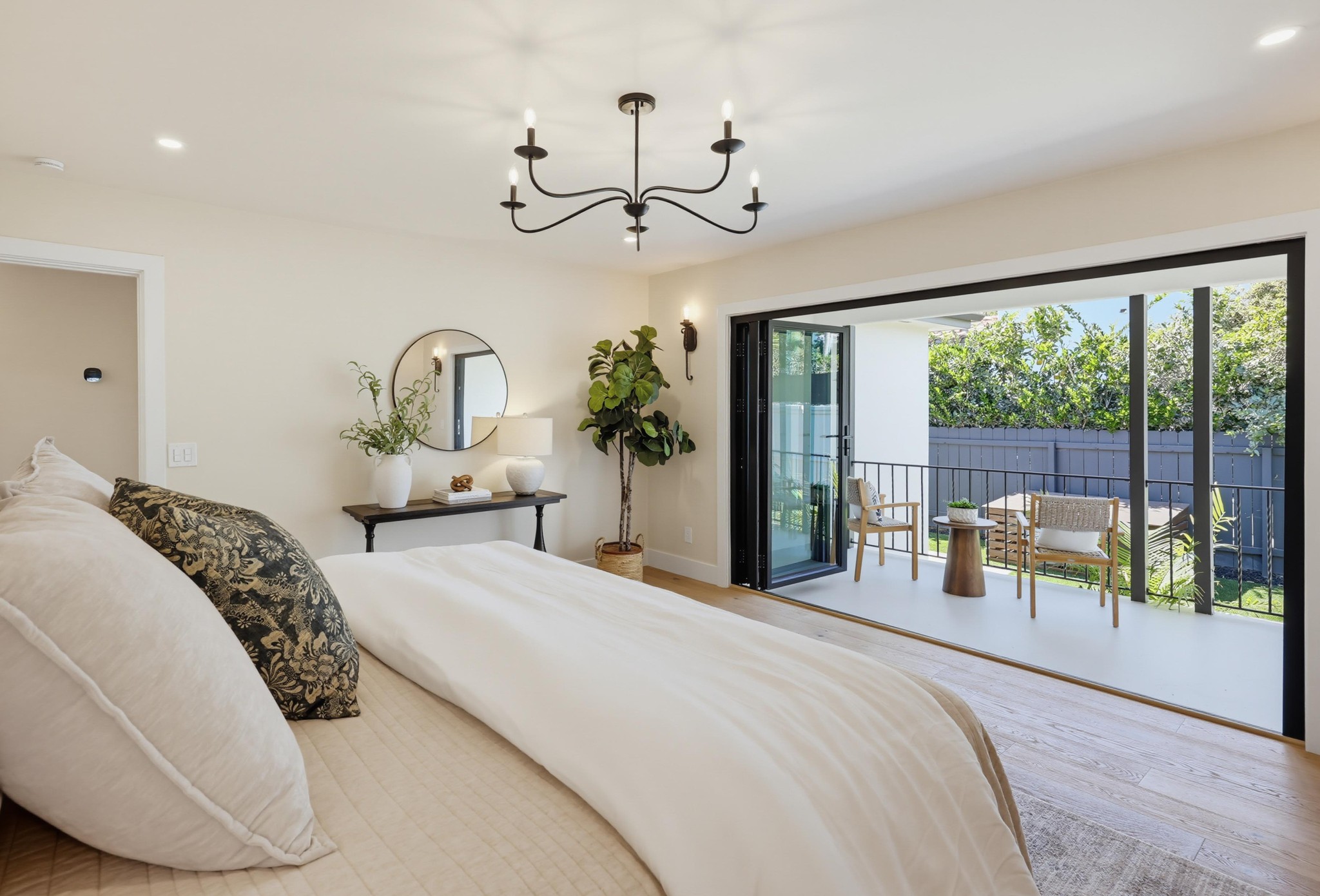 Virtual tour photo 75 of 155 for 350 San Elijo St