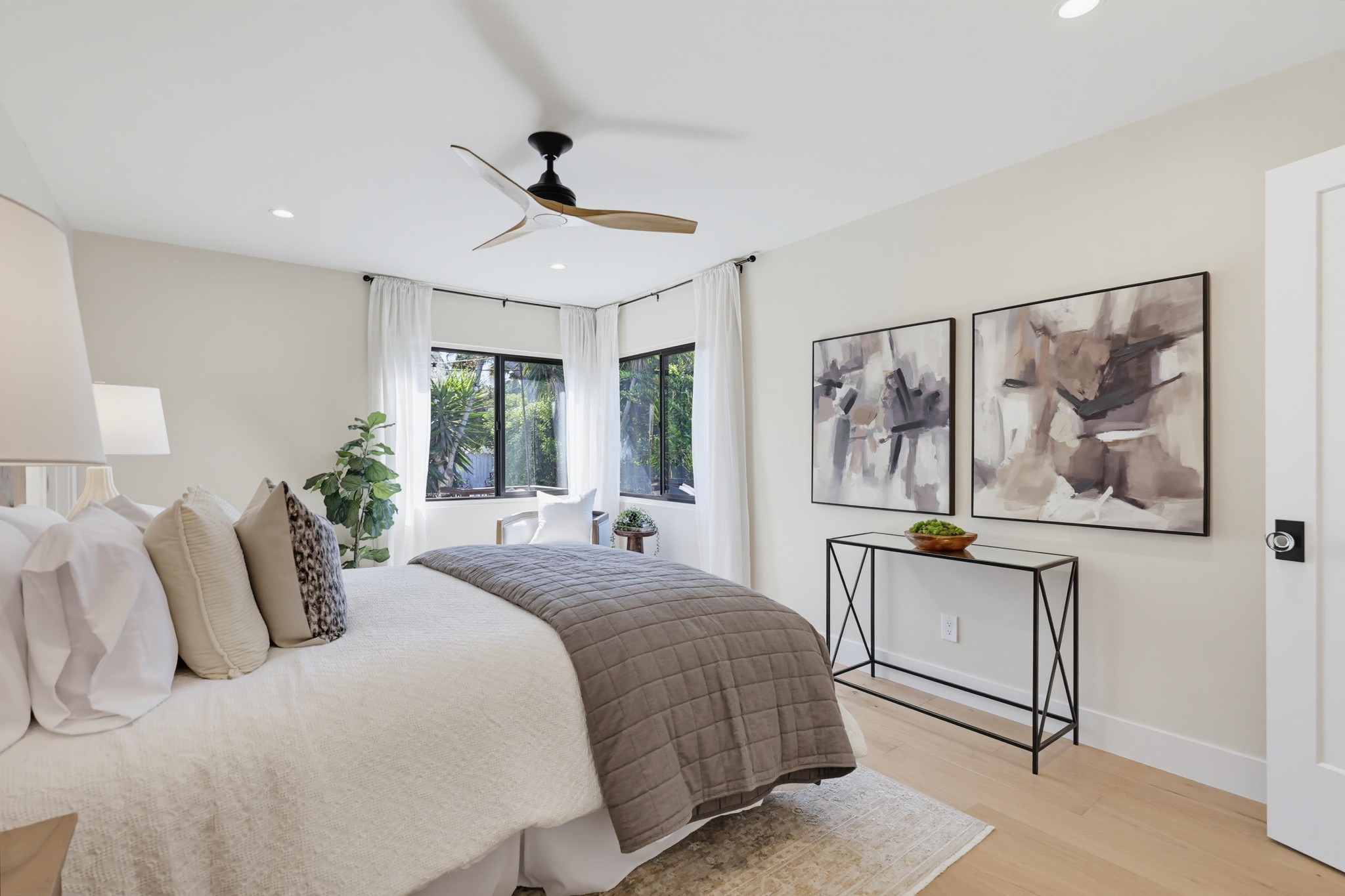 Virtual tour photo 97 of 155 for 350 San Elijo St