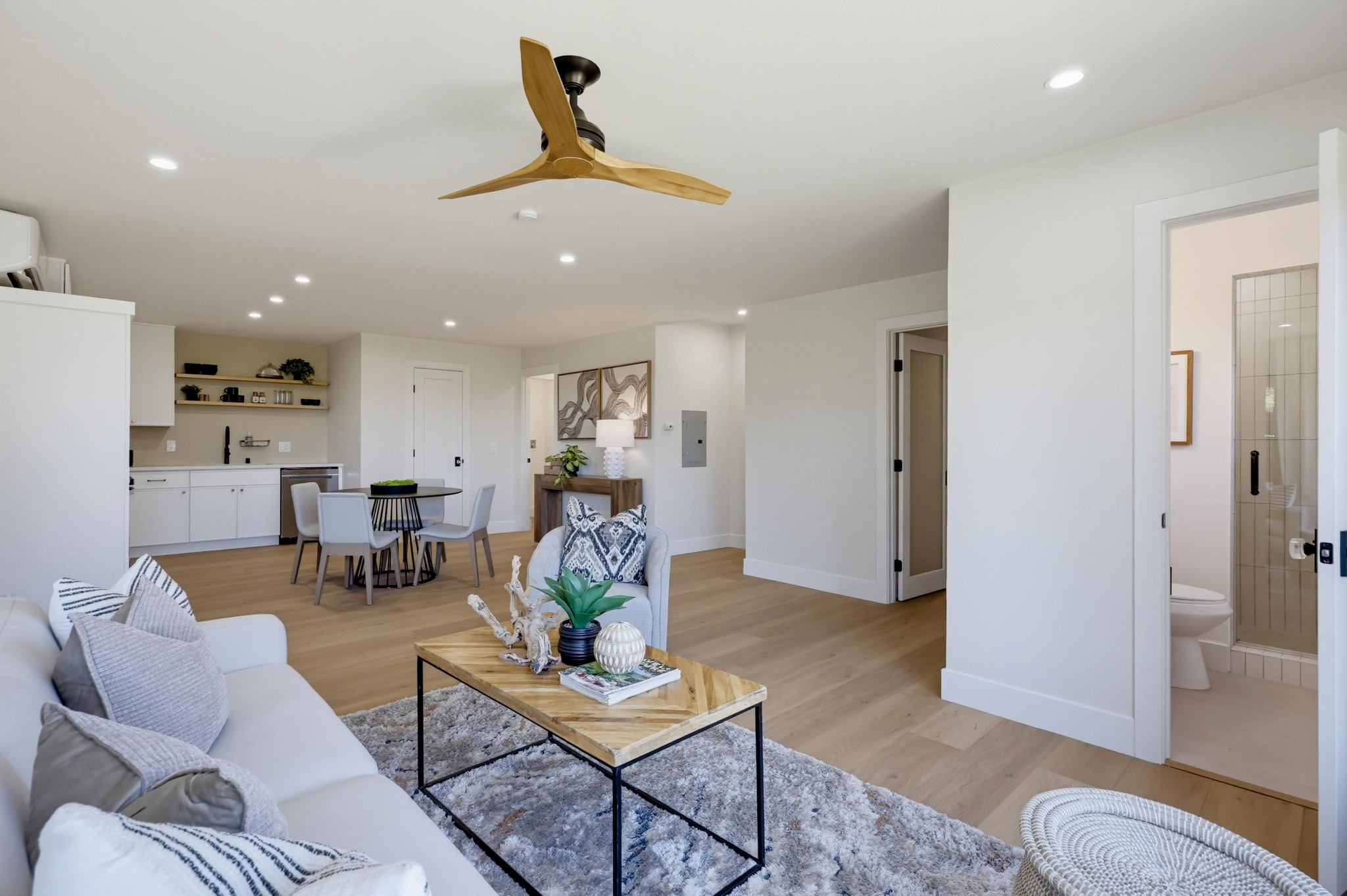 Virtual tour photo 124 of 155 for 350 San Elijo St